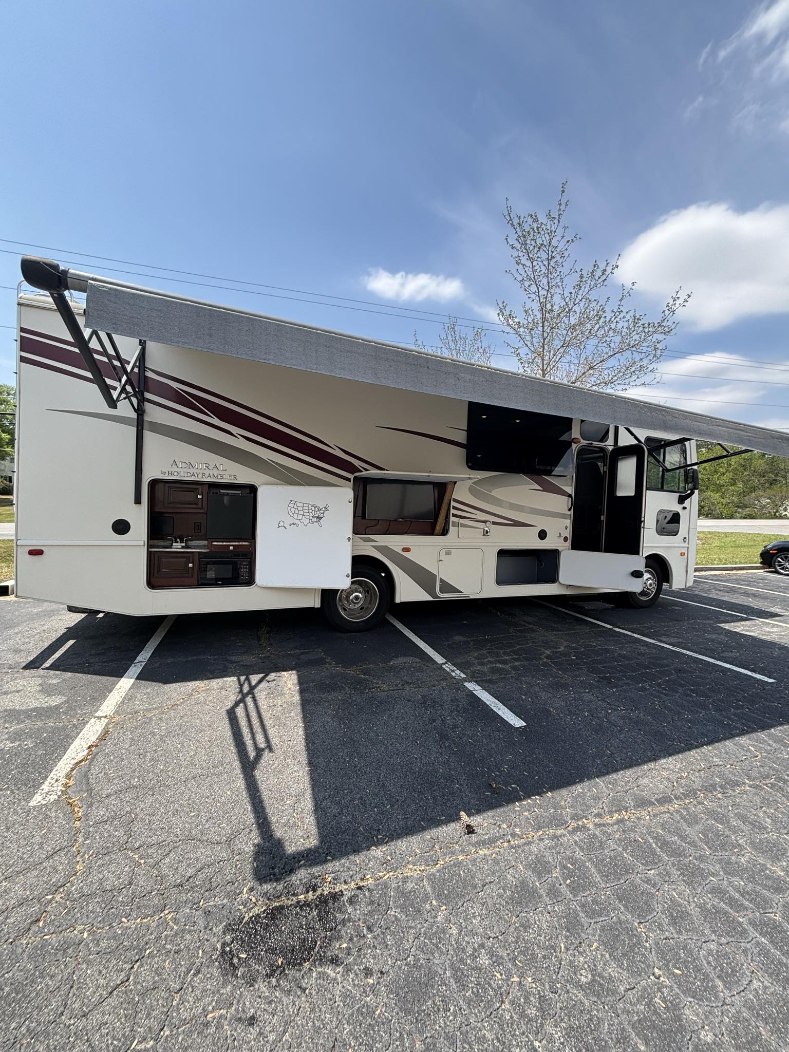 Pet-Friendly RV Getaway | Comfort, Space & Peace of Mind