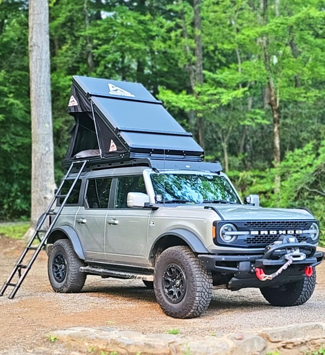 2022 Bronco Outer Banks 4x4 Overland w/Toilet and Shower
