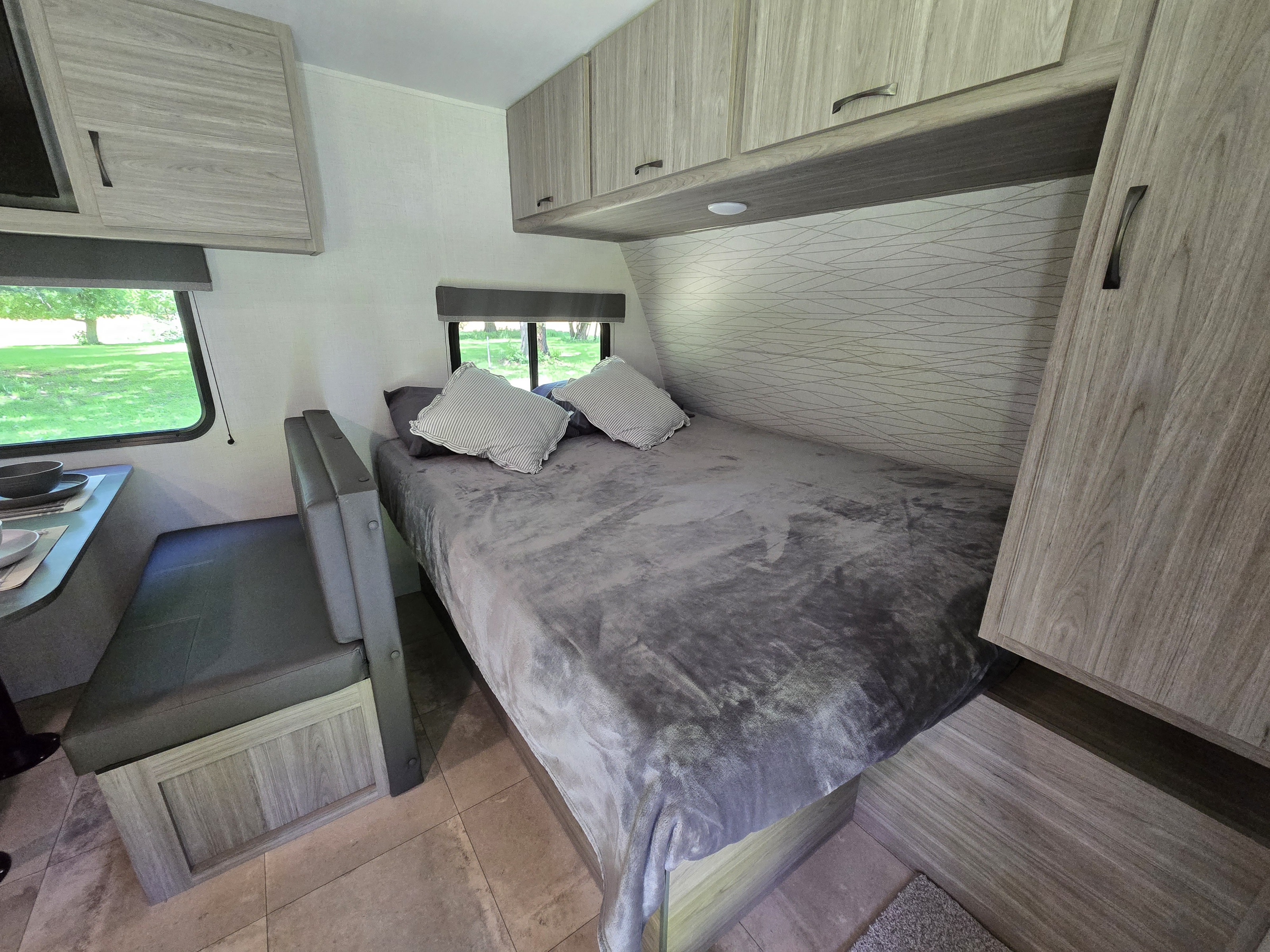 Keystone RV Passport SL Ultra Lite 2024
