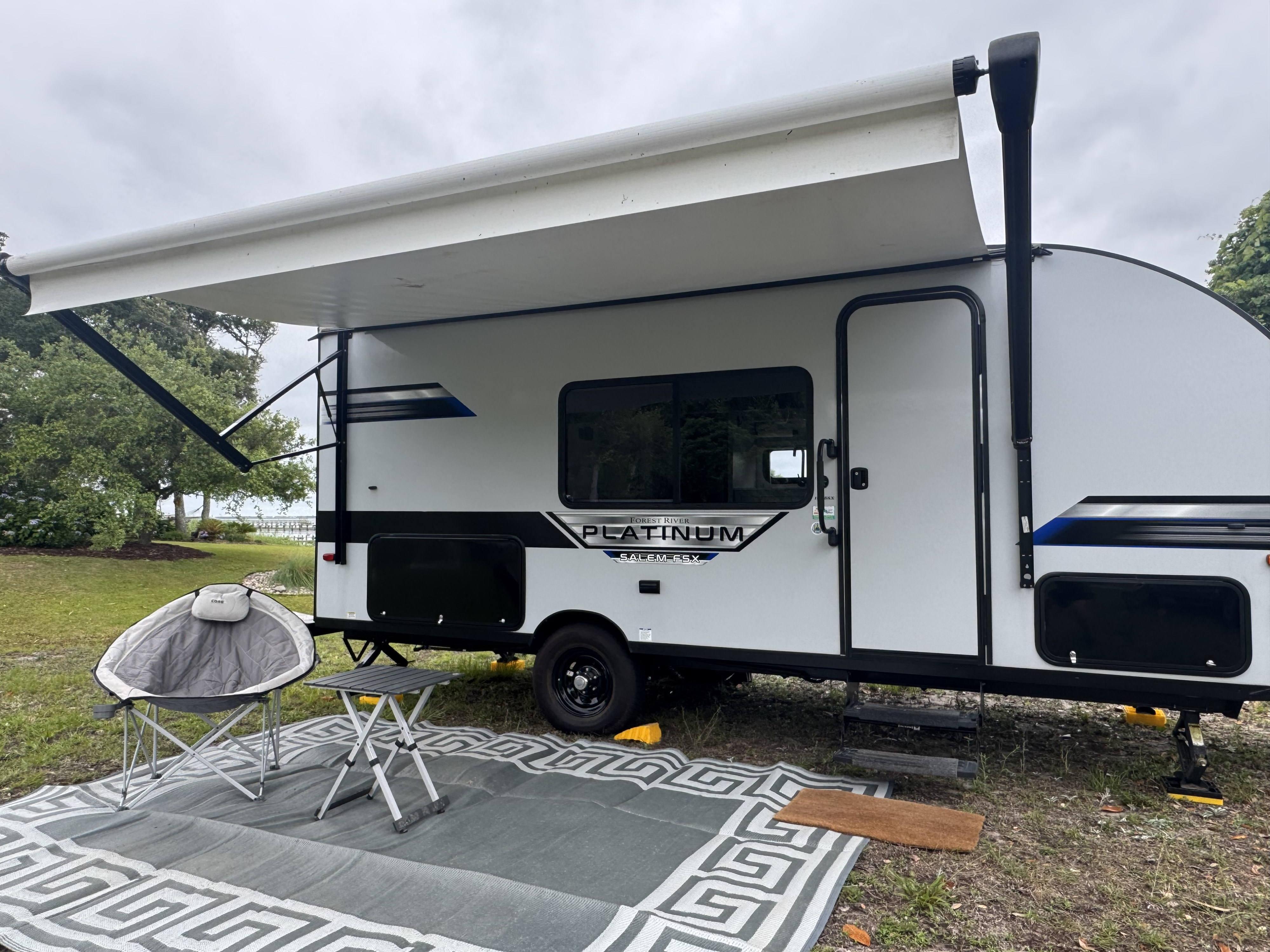 Coastal Camping!  Easy Tow!  Sleeps 5+/Bunks!