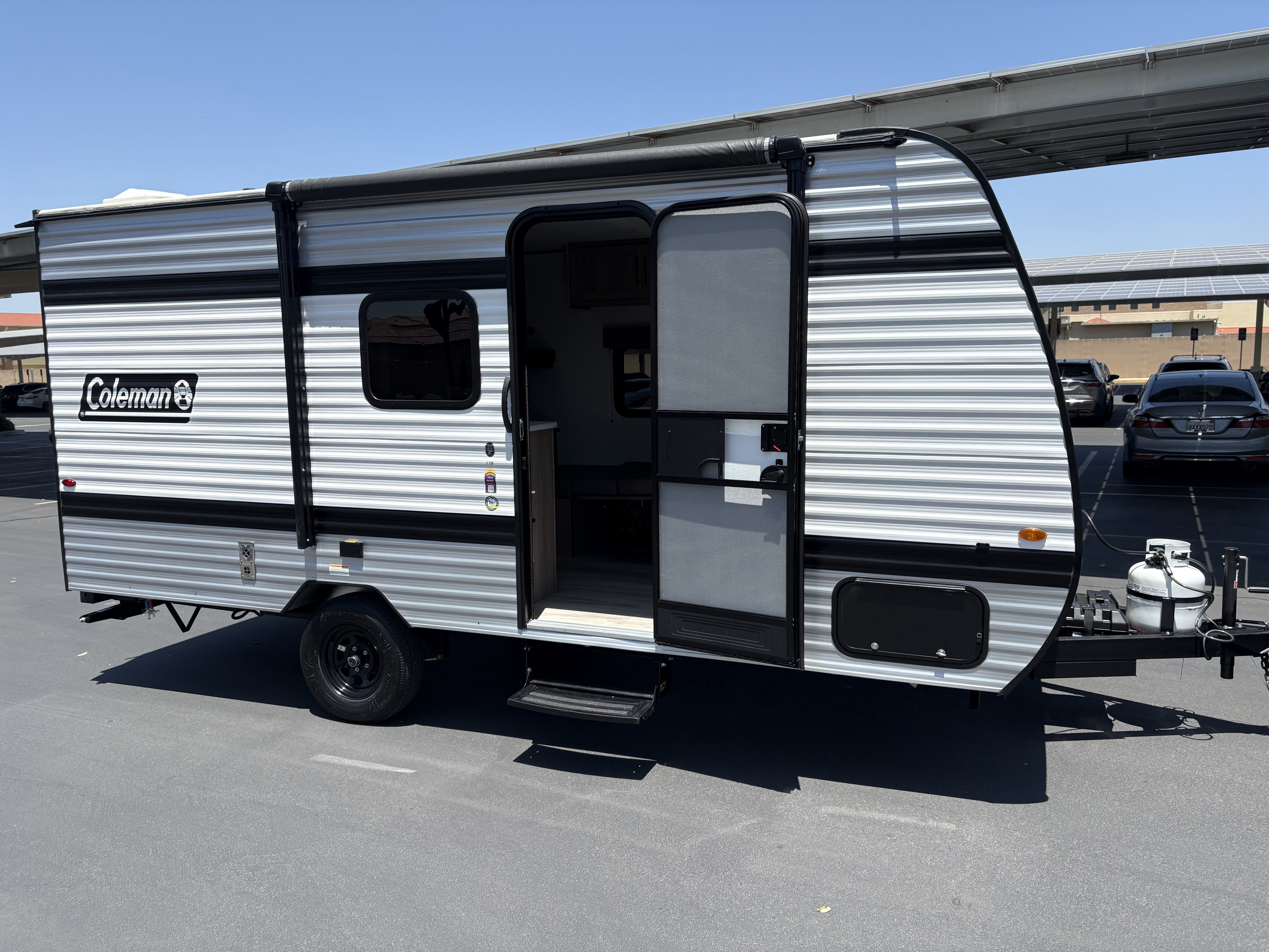 2025 Coleman17B Trailer---Riverside Resort and Casino