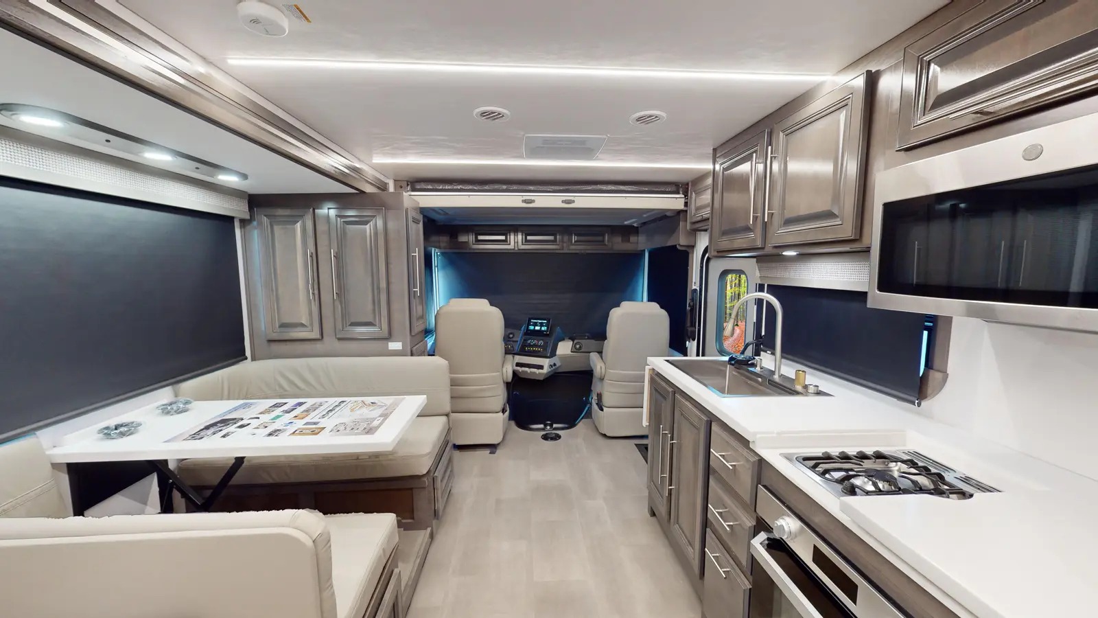 Luxury 2022 Georgetown GT7 RV Glamping At It's Best