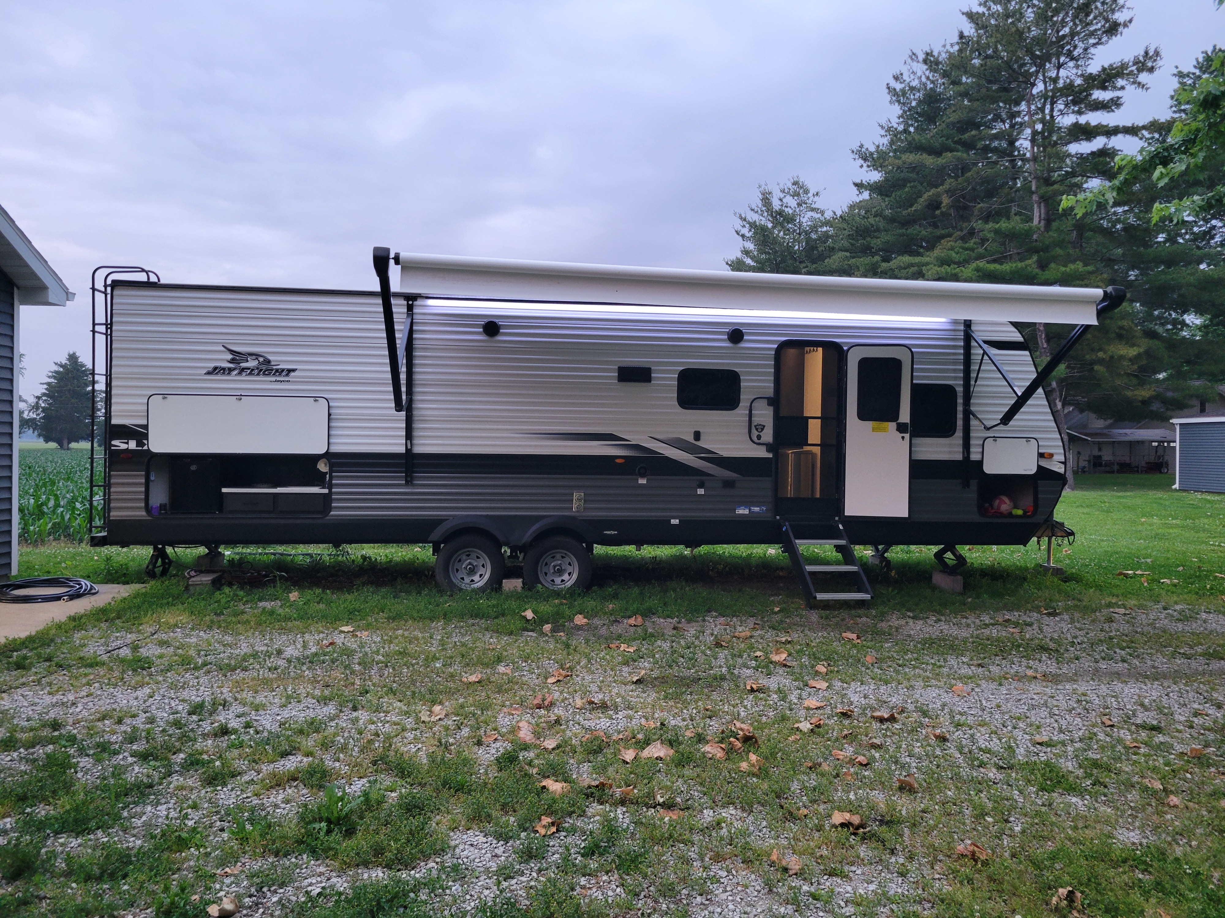 2022 Jayco Flight SLX