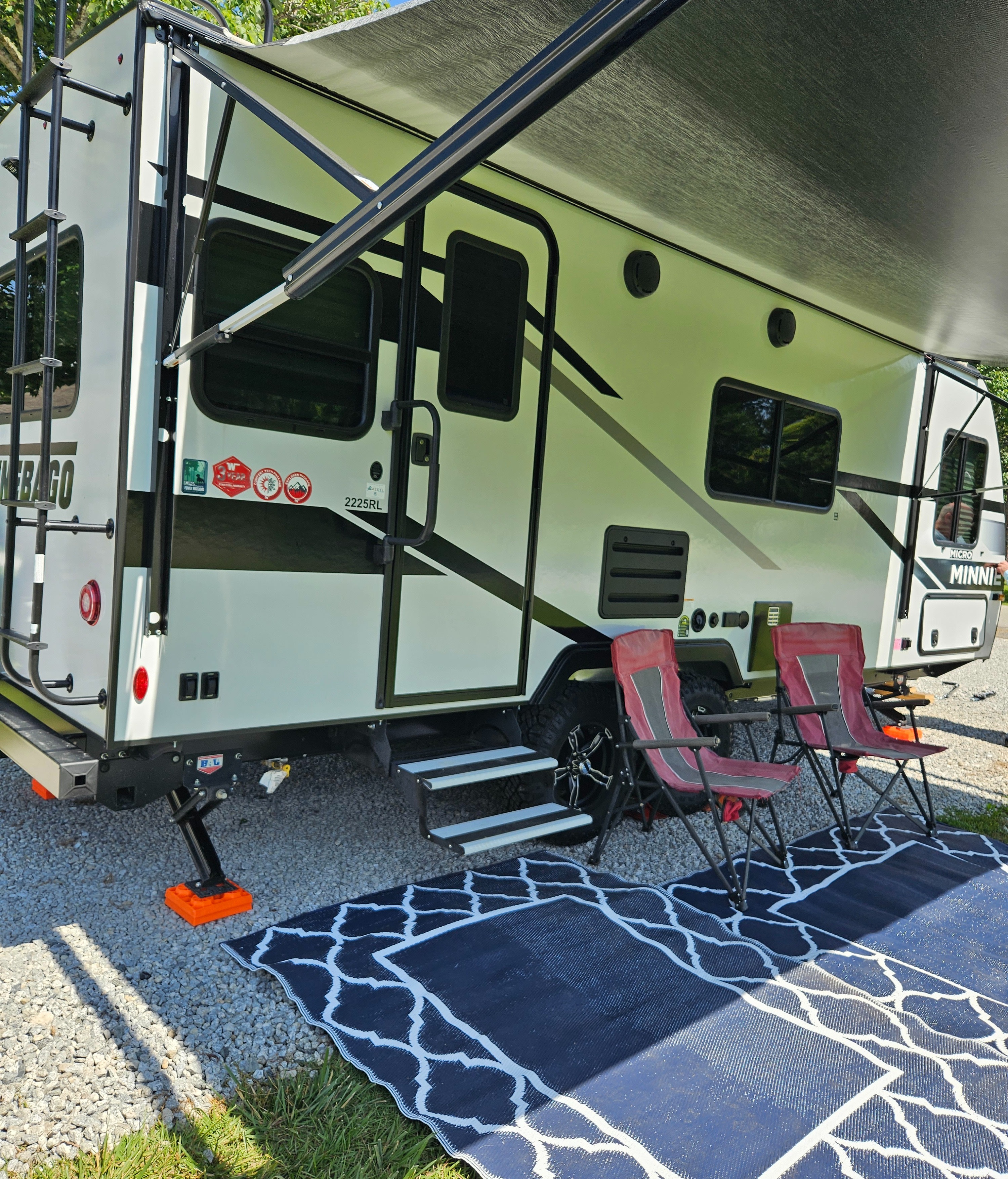 Tow-friendly Minnie Winnie for Easy Adventures