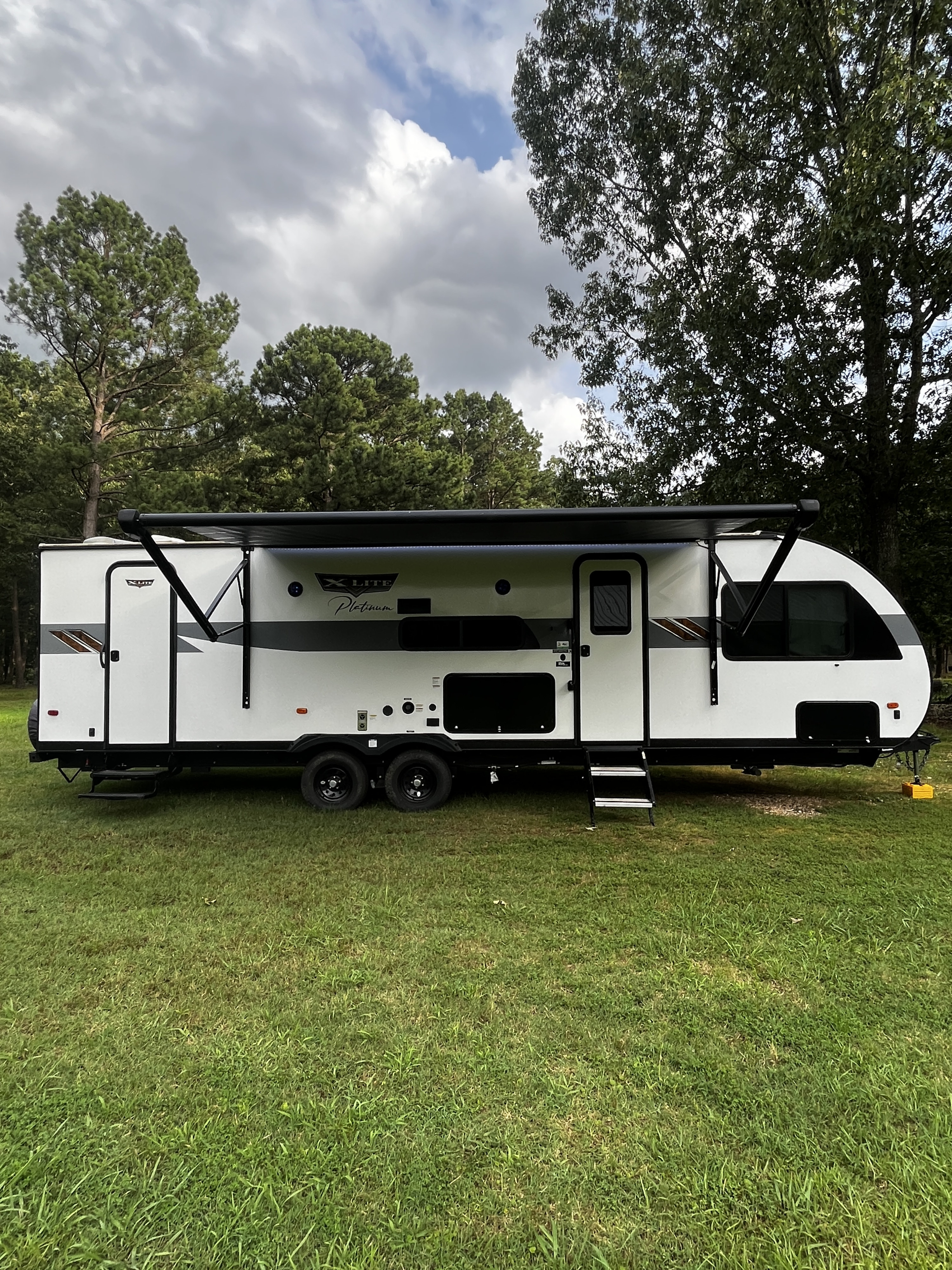 2024 Private Queen & Bunk Lost And Found Rv Rental