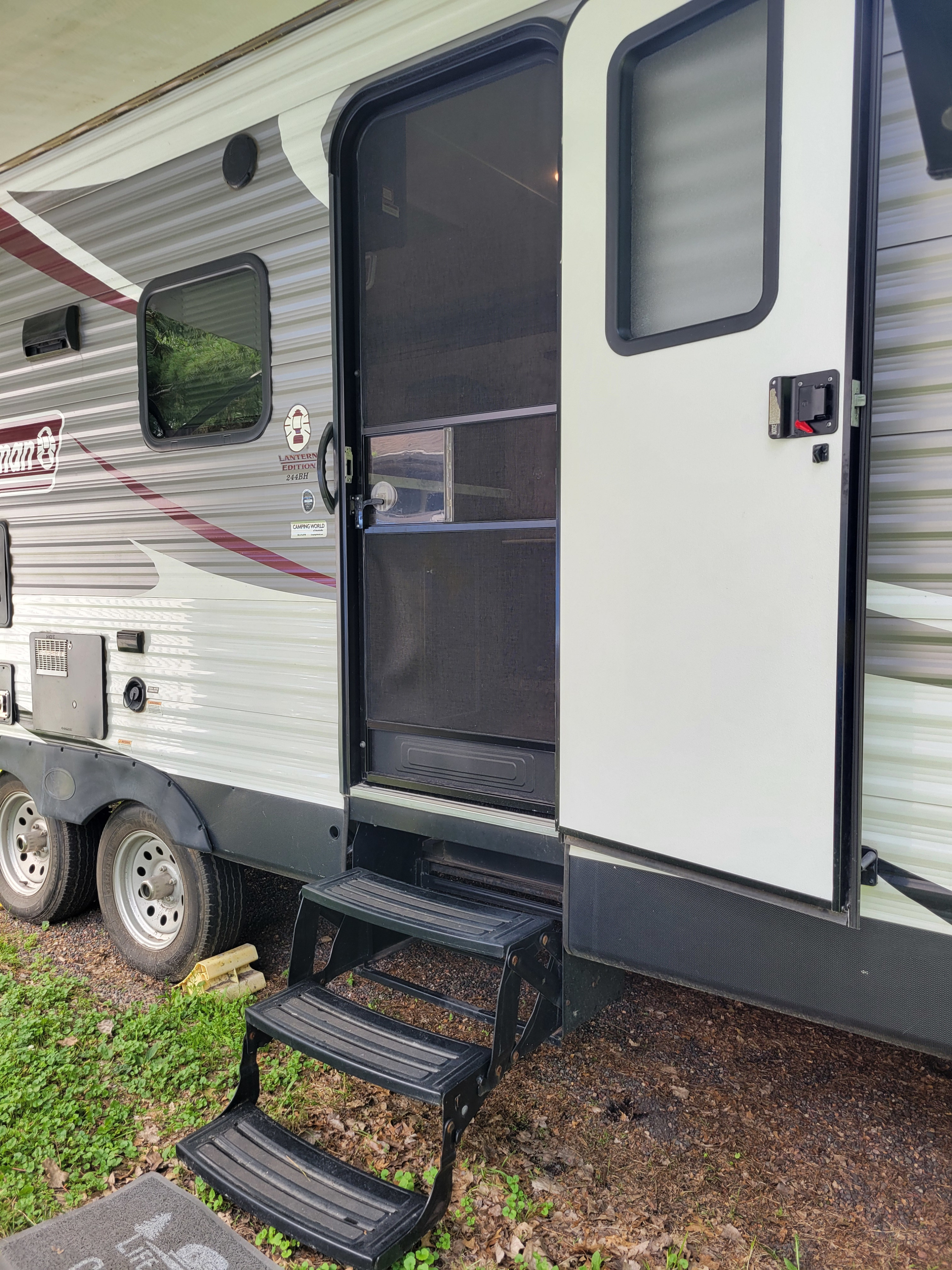 Travel trailer RV Rental 