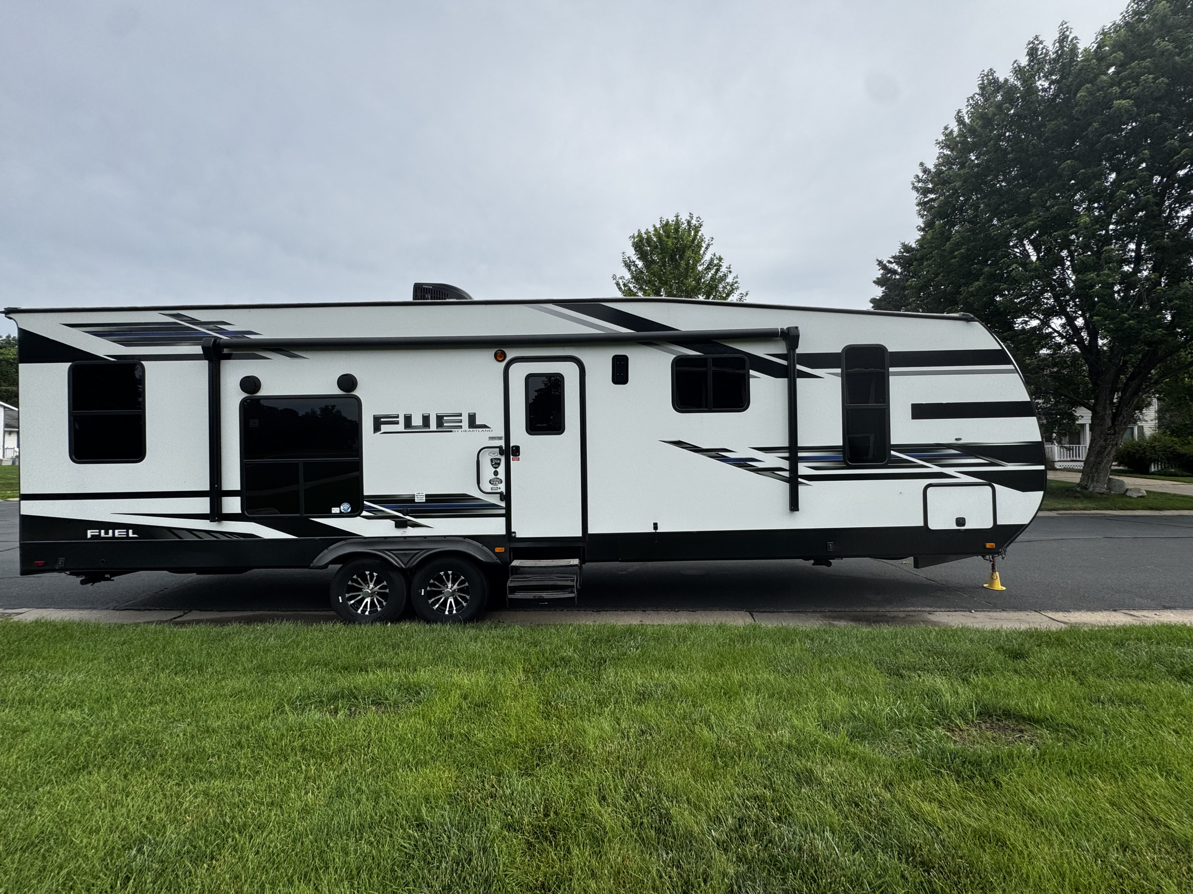 Macias Camper