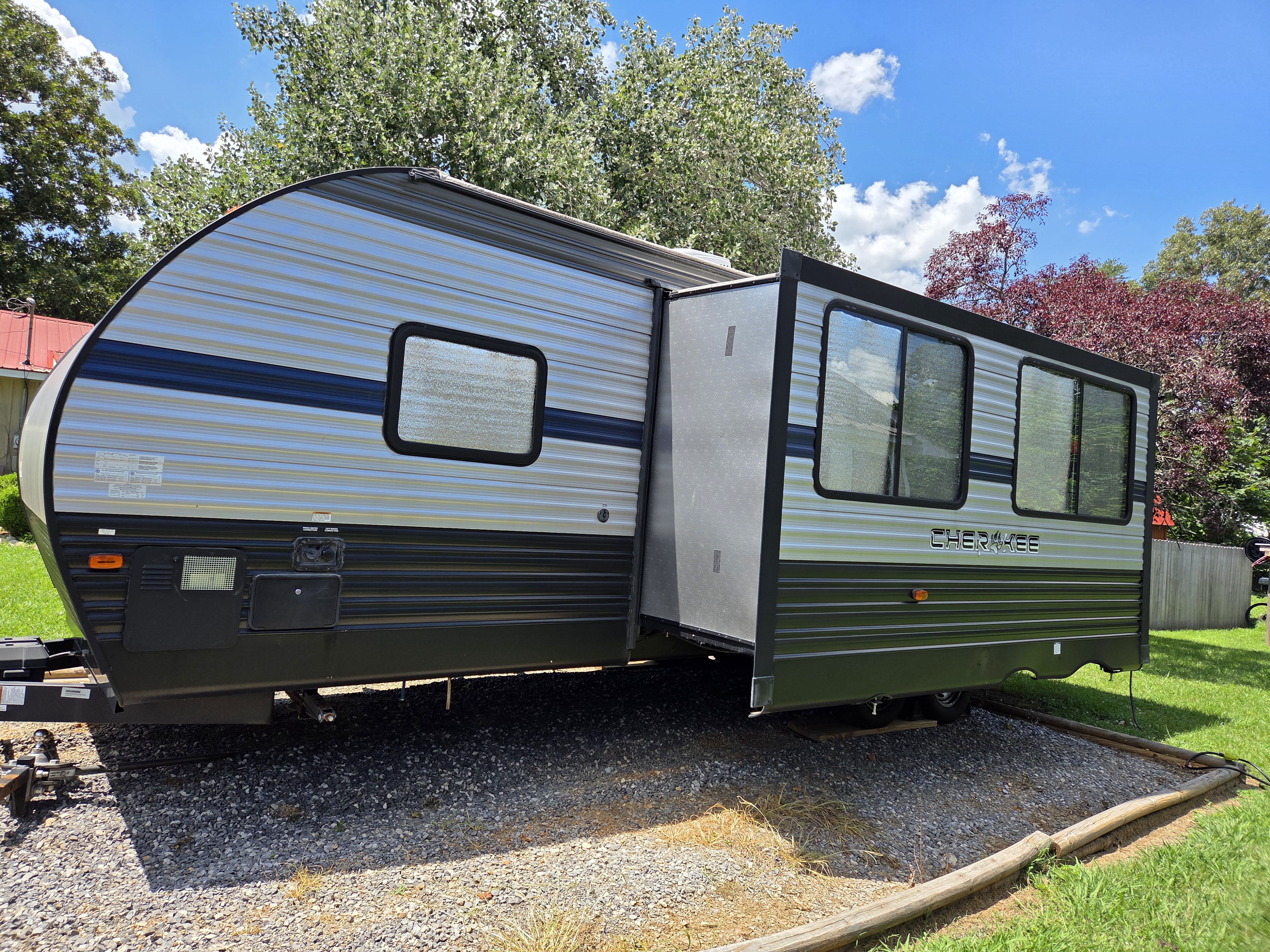 Doyle’s Drifters: 2020 Cherokee 274DBH – TN Valley Escape