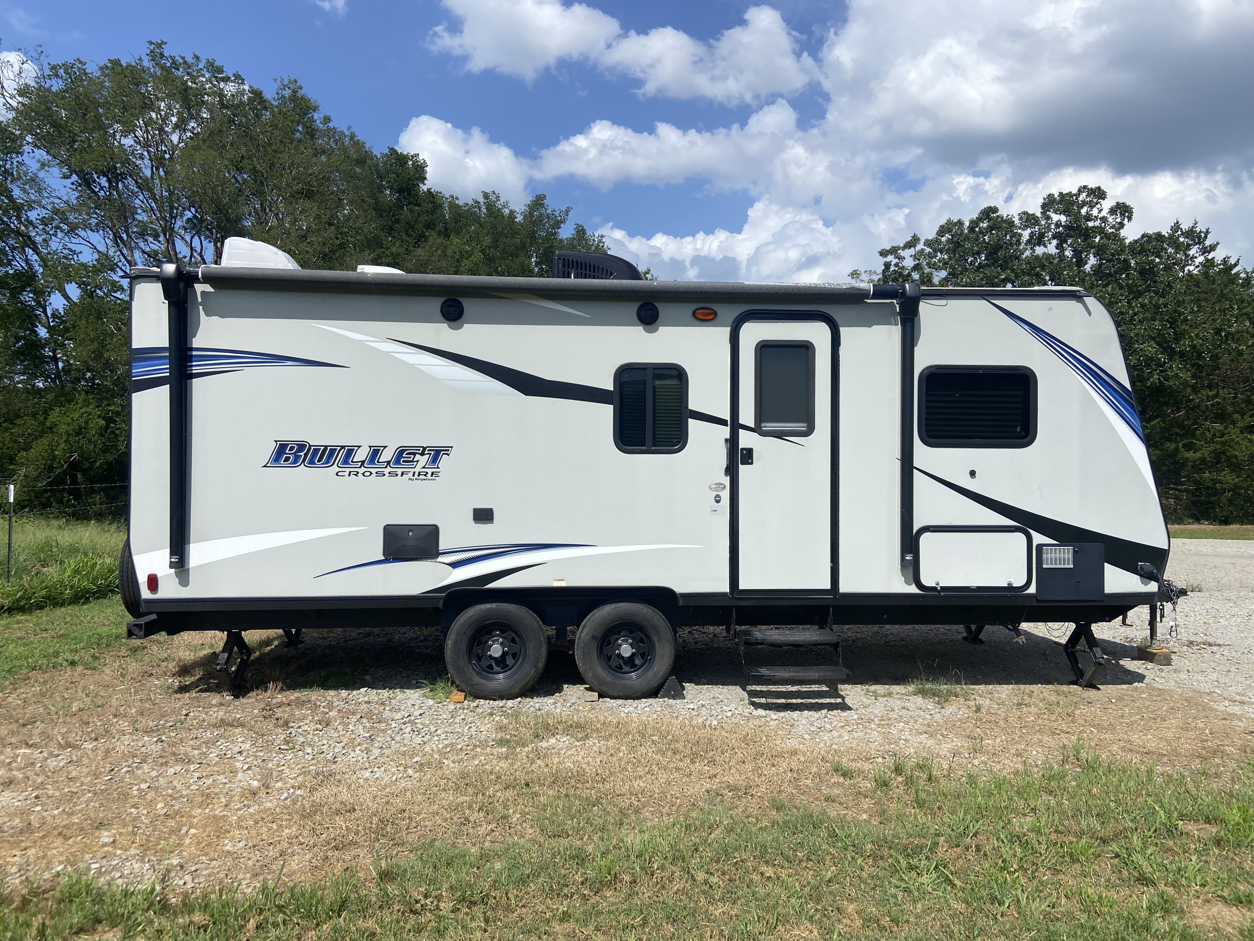 River Valley Escape! First Breakfast free! 2018 Keystone Bullet Crossfire.