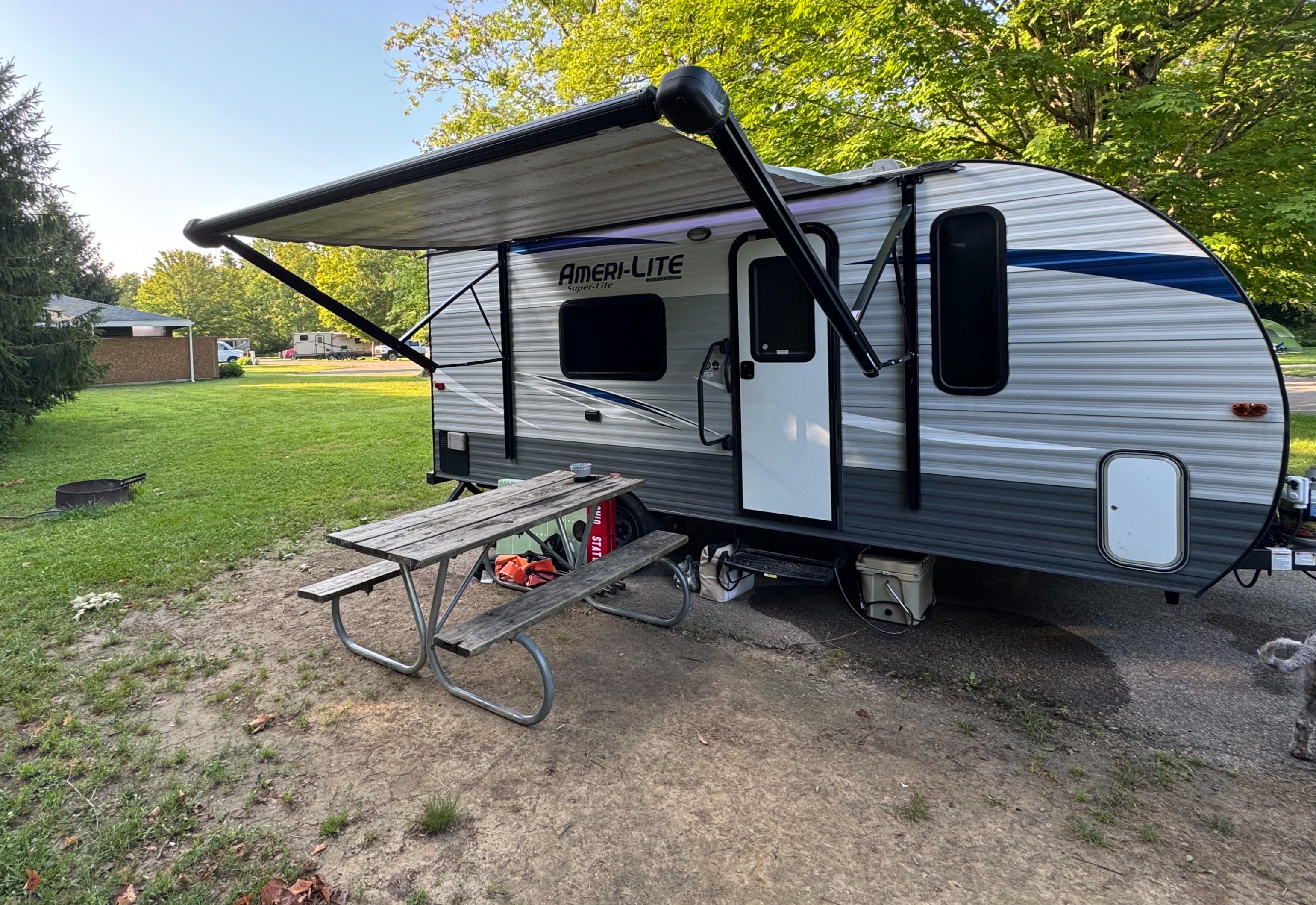 Lolos Mini Camper *** Gulf Stream Coach Amerilite Tow With Anything***