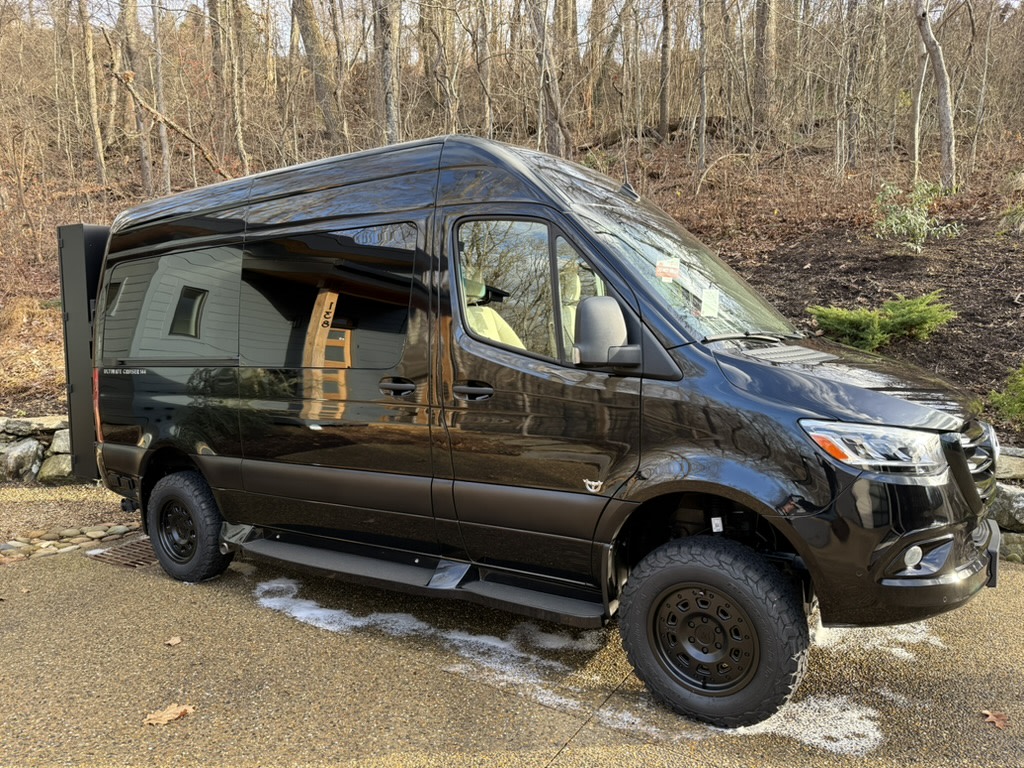 Luxury Mercedes Sprinter | Ultimate Cruiser | Blue Ridge Getaways