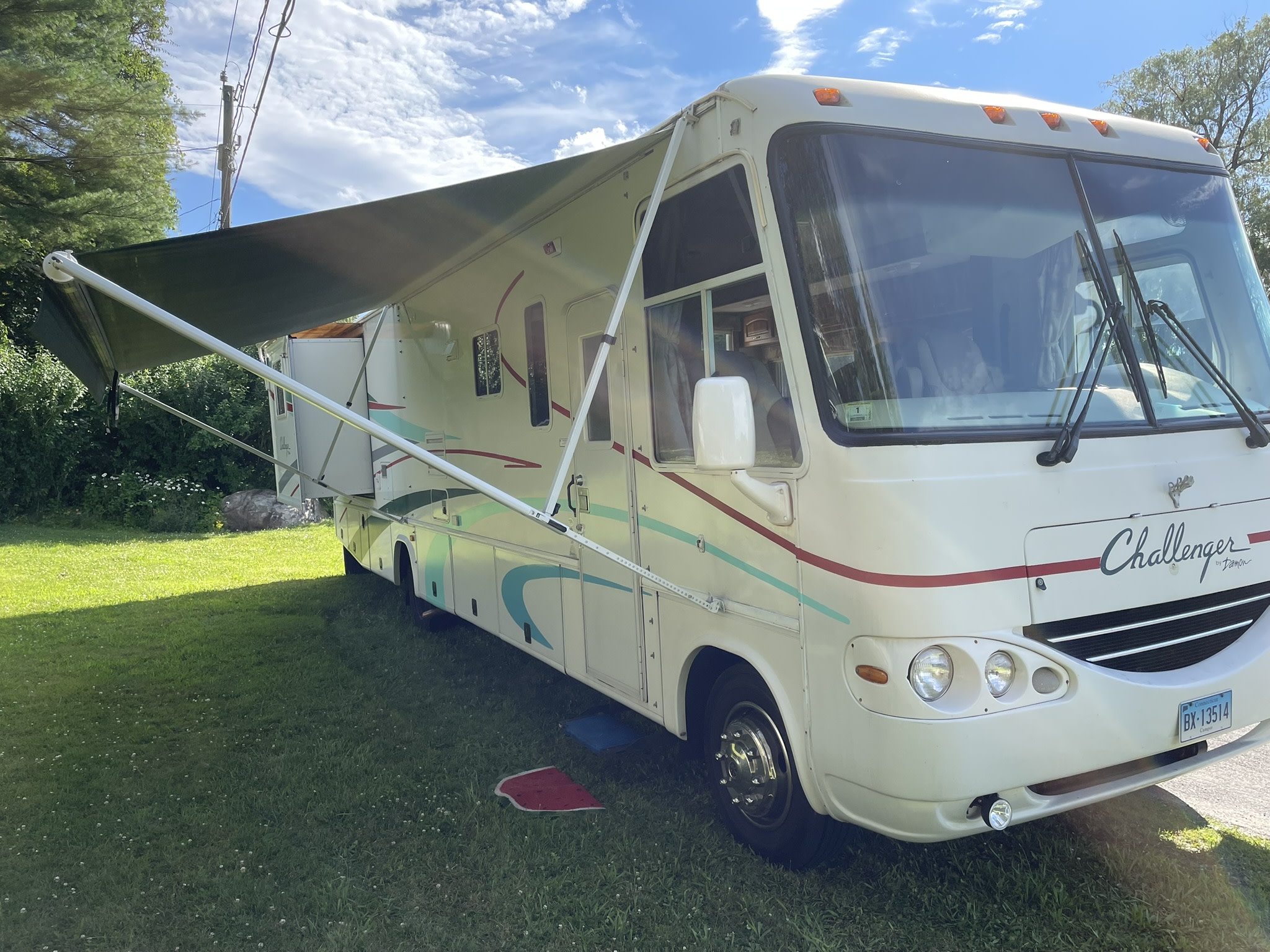 Damon Challenger clean, comfortable, and ready for adventure