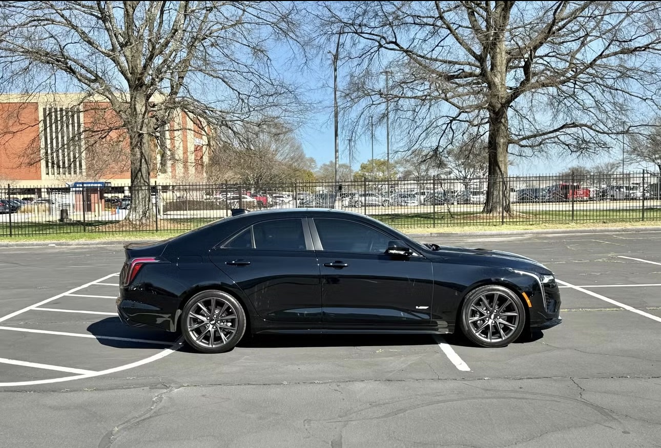 2024 Cadillac CT4