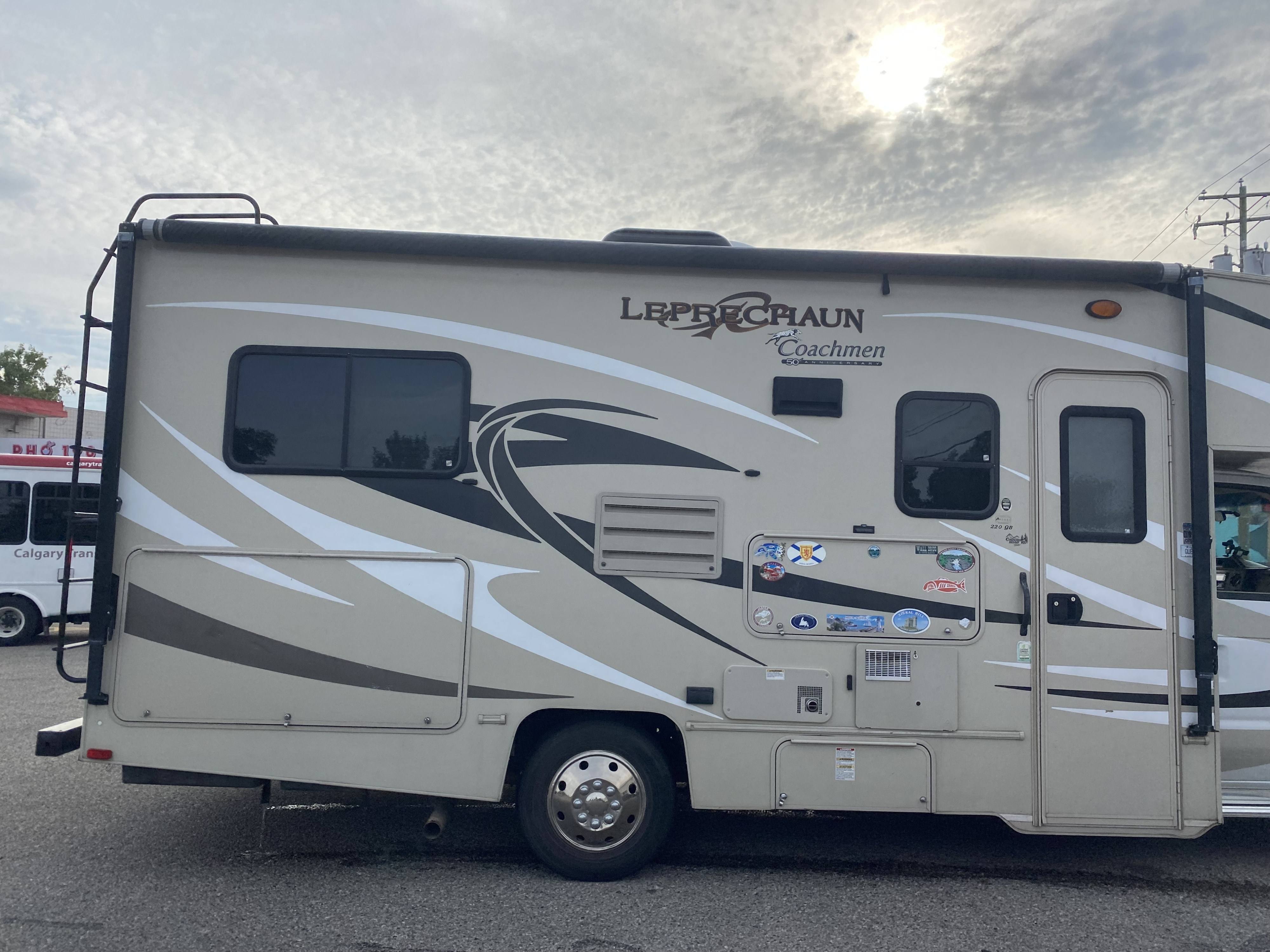 2015 Coachmen Leprechaun View 6 - Calgary RV Rental Details