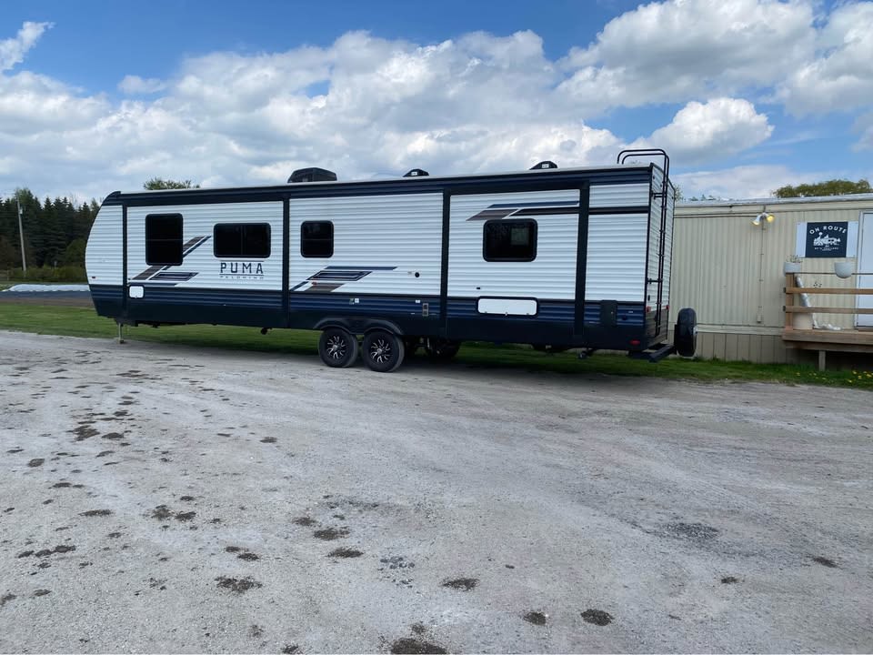 Amy and Darrins RV