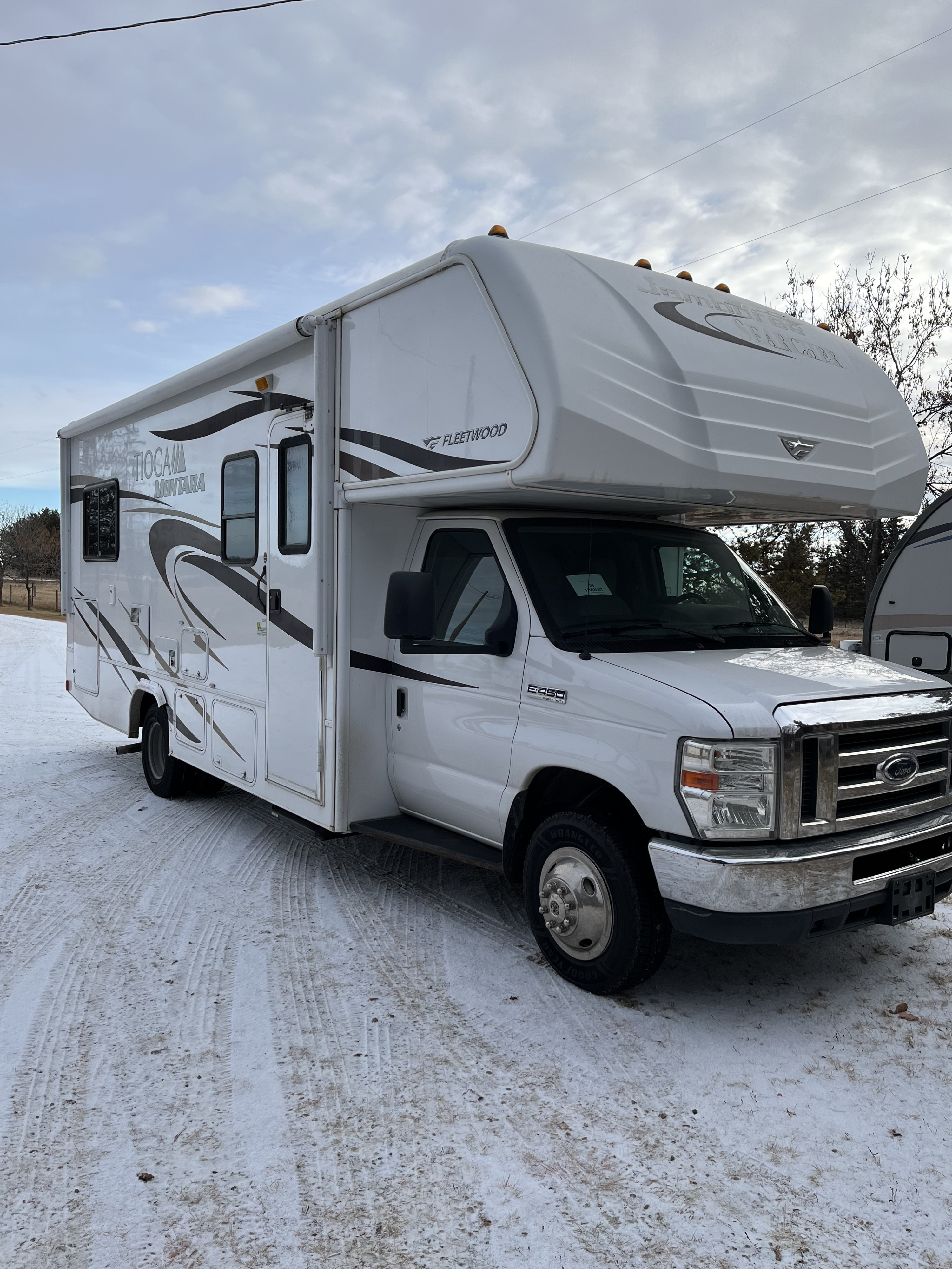2012 tiyoga montara