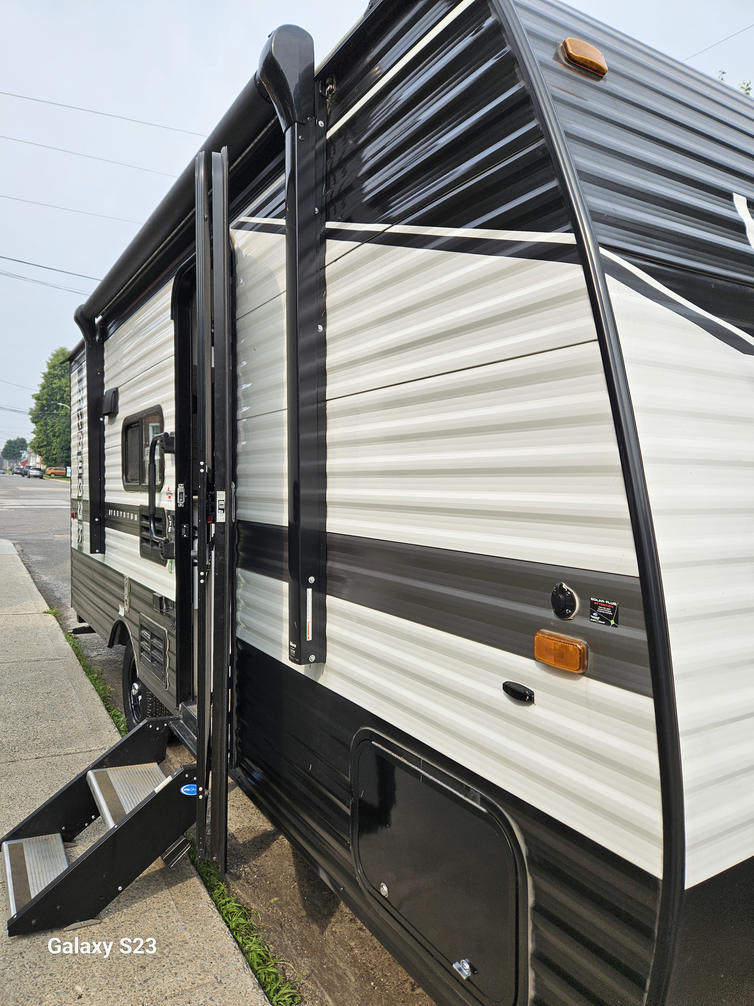 Nikki and Ryan's Rv