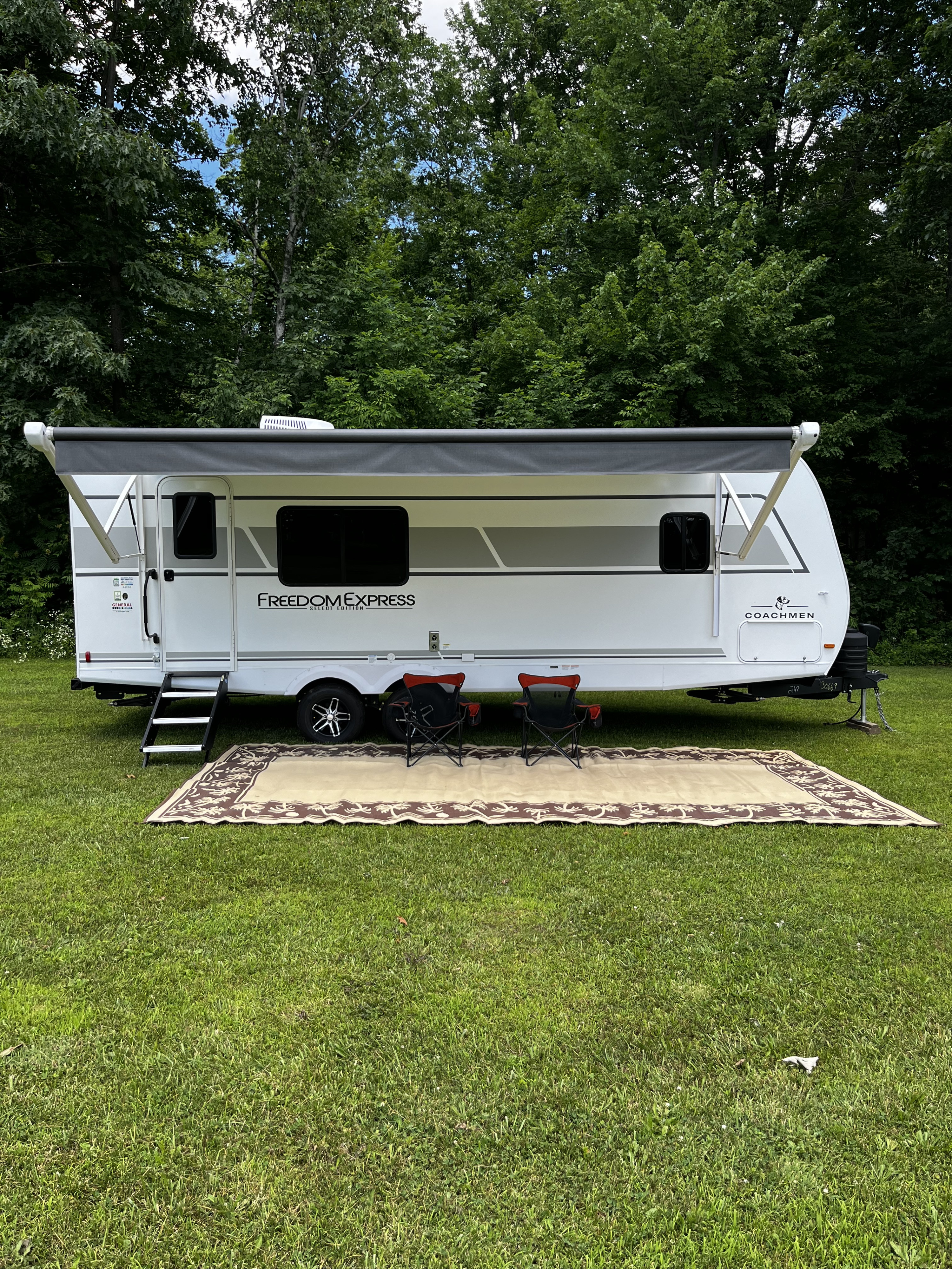 2025 Coachmen Freedom Express