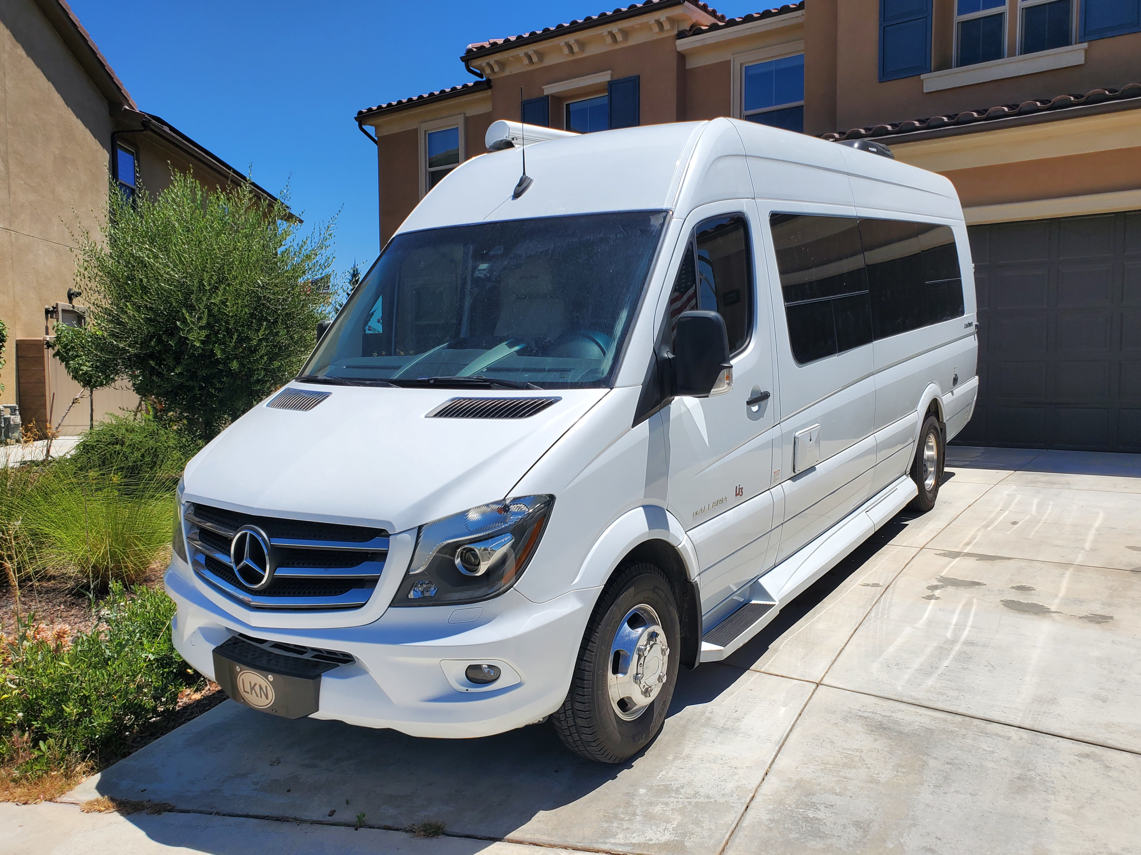 2022 Mercedes-Benz Sprinter Camper van Rental in San Bernardino