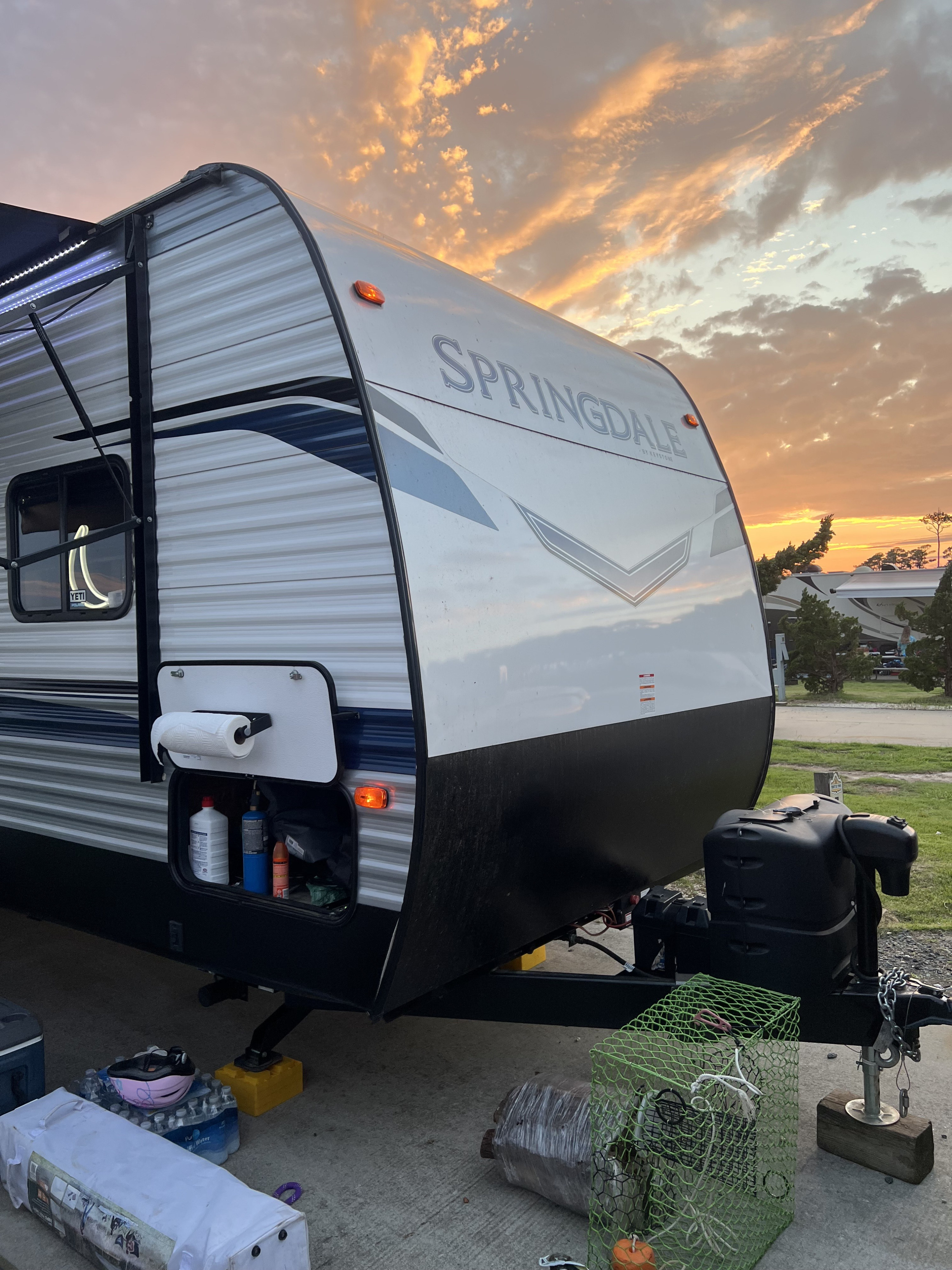 Tides & Trails Camper Rental-Delivery ONLY