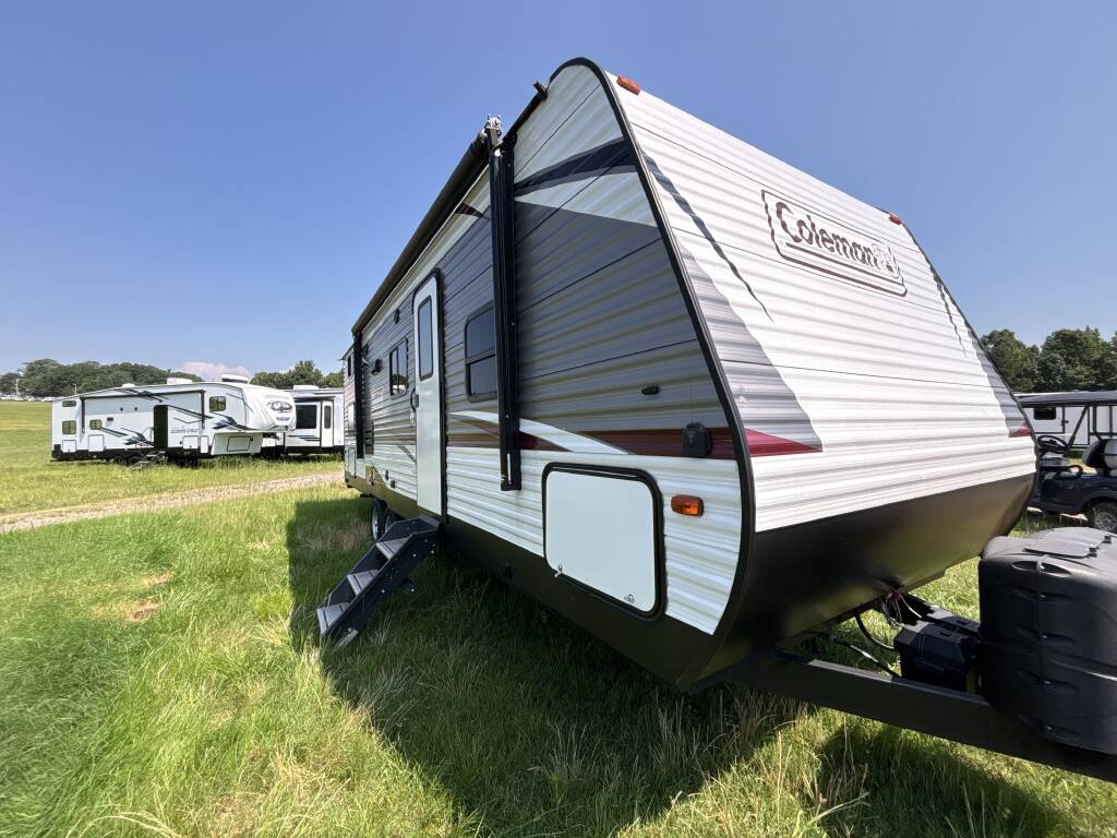 2020 Dutchmen Coleman Lantern LT Travel trailer in Cloverdale, VA