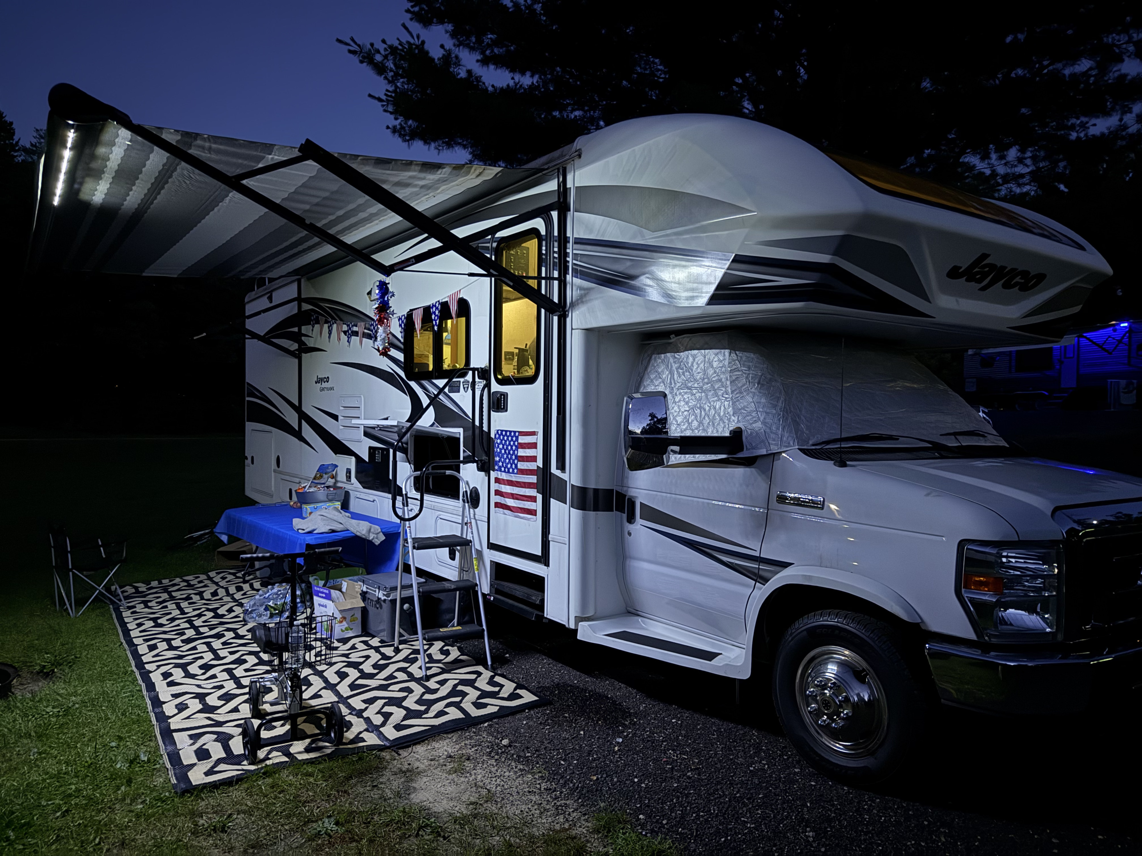 2018 Jayco Greyhawk Prestige - Plus eBikes Available!