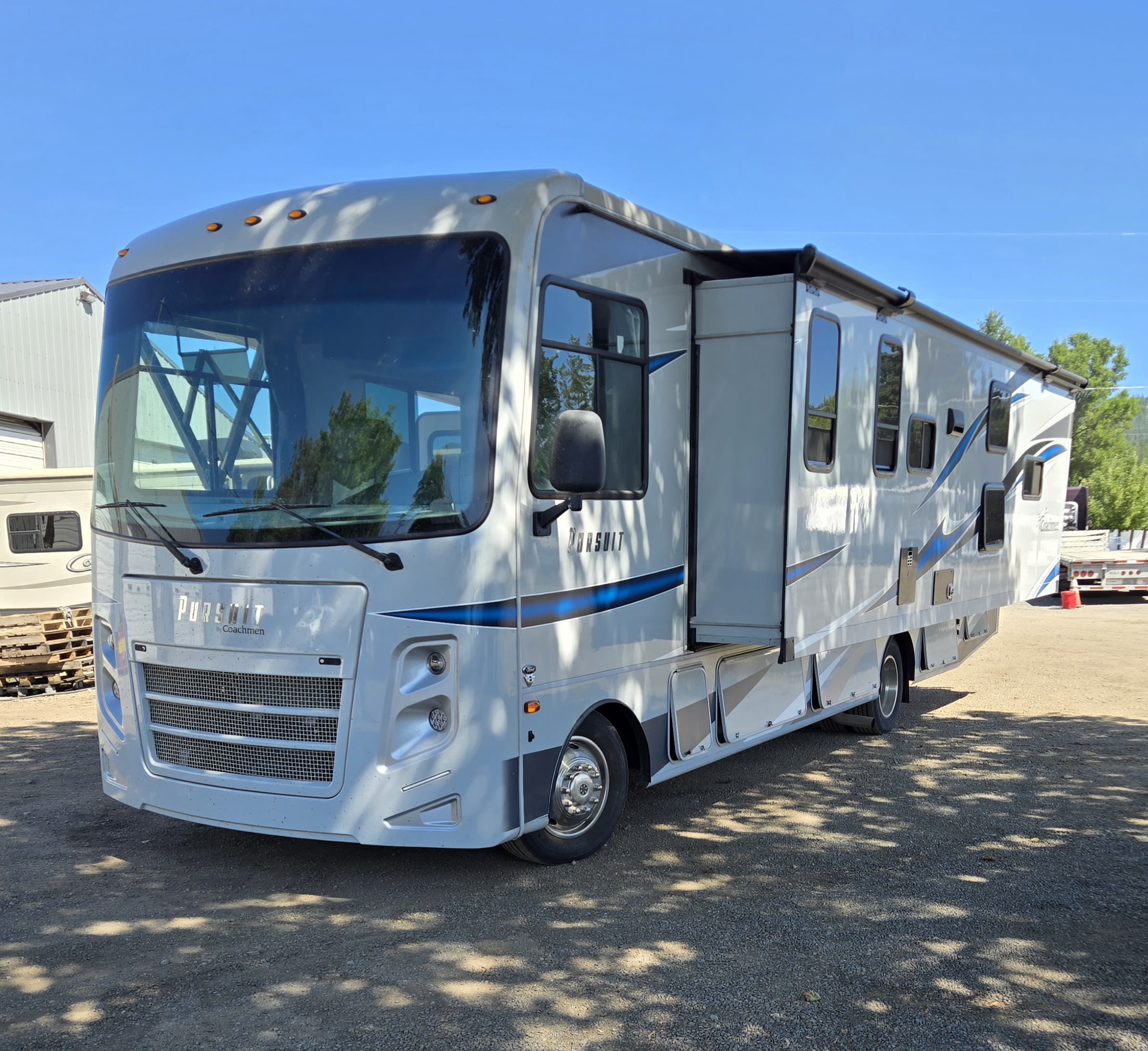 2021 Forest River Coachman Pursuit 31BH Motorhome