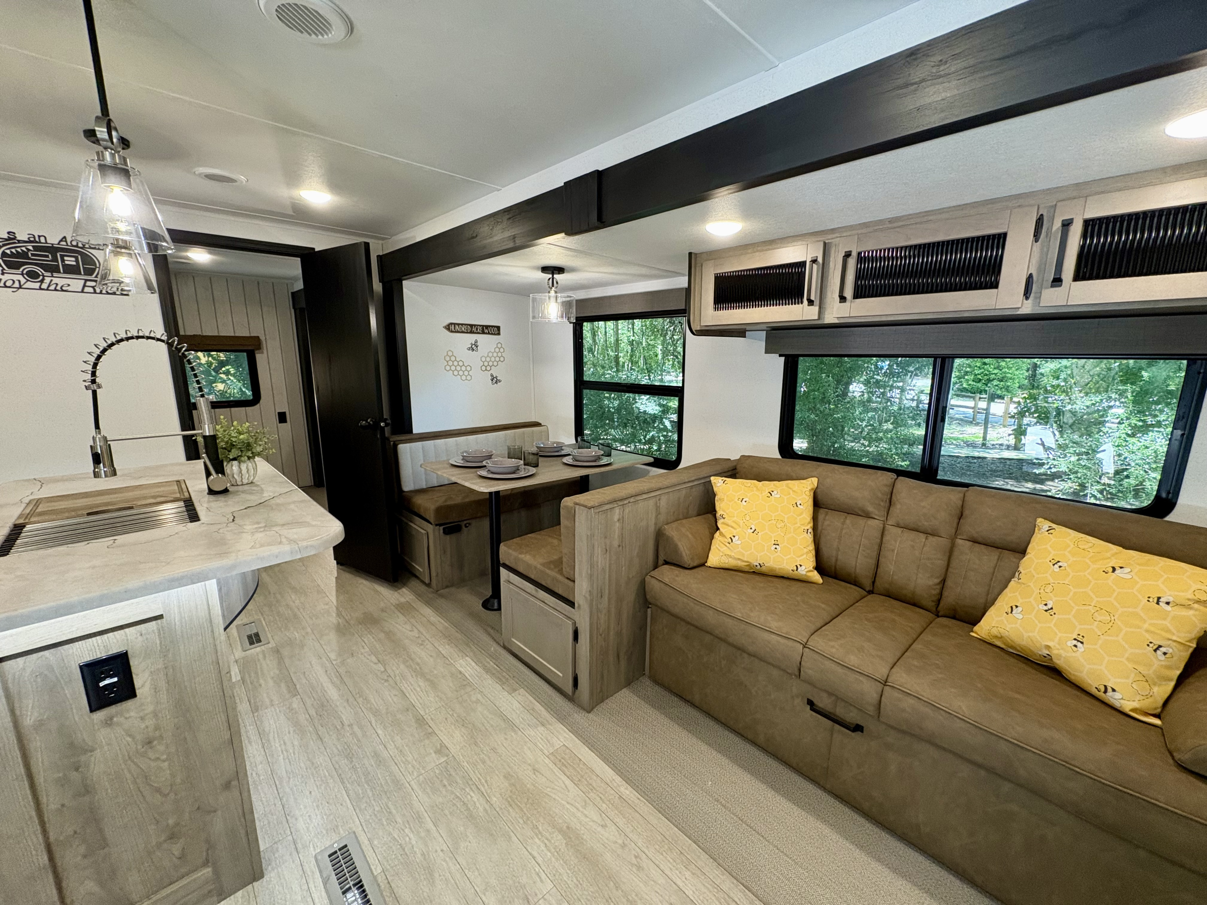 Bunkhouse - We Deliver To Fort Wilderness!