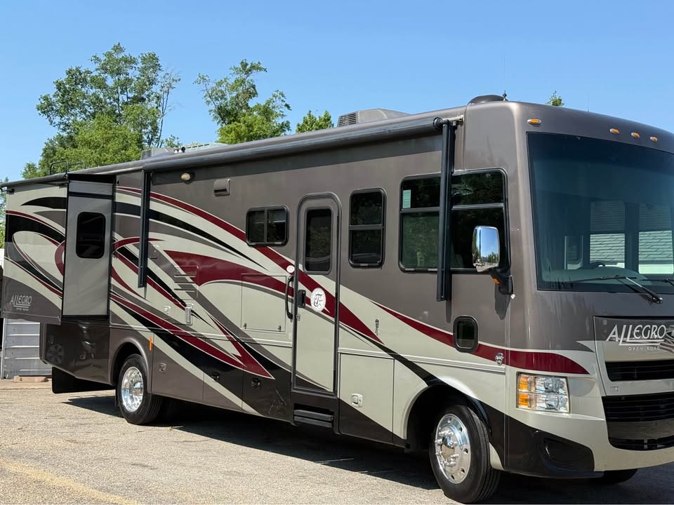 "Tiffany" 2014 Tiffin 32CA