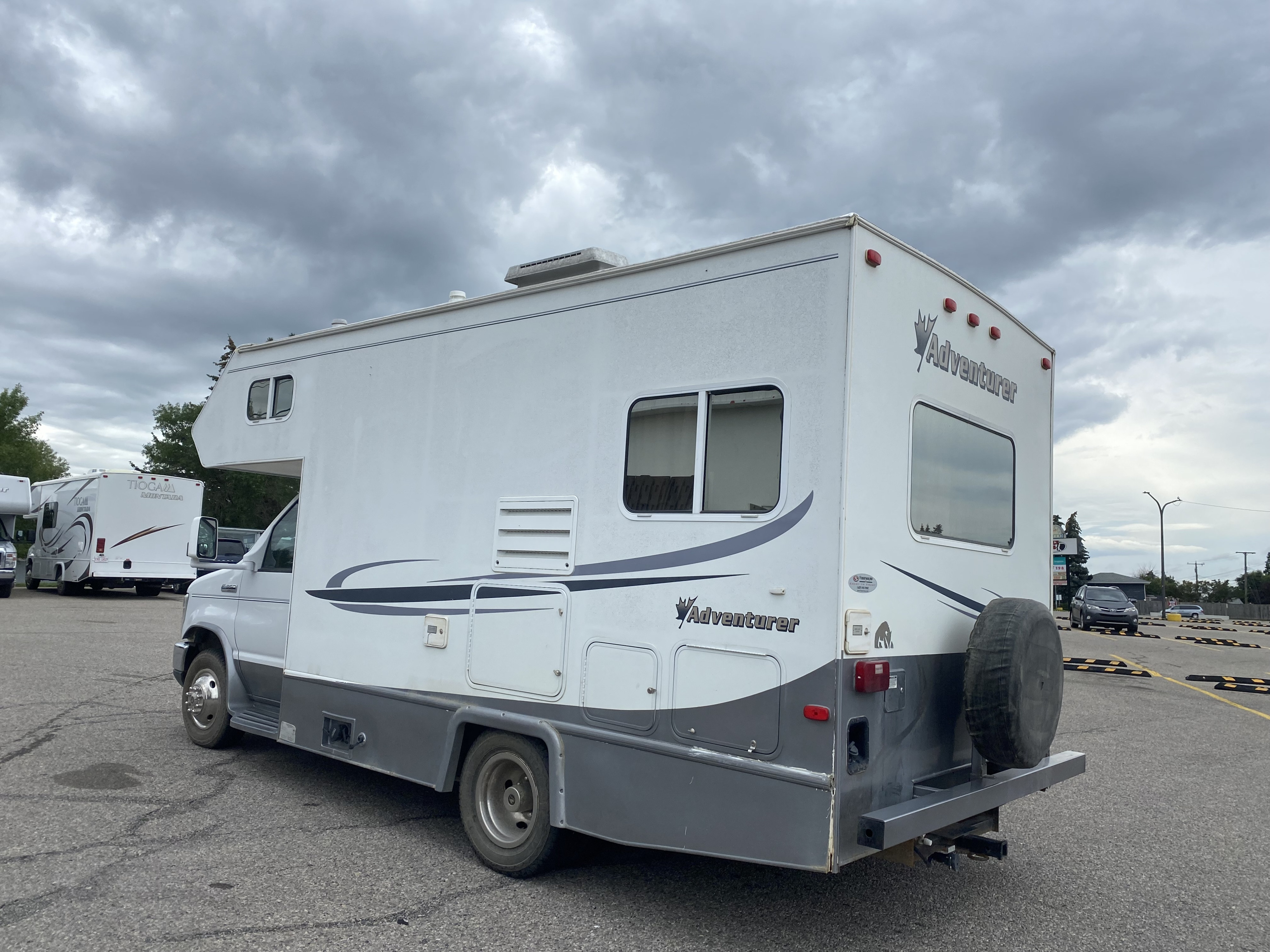 2008 Adventurer 200WR View 8 - Calgary RV Rental Details