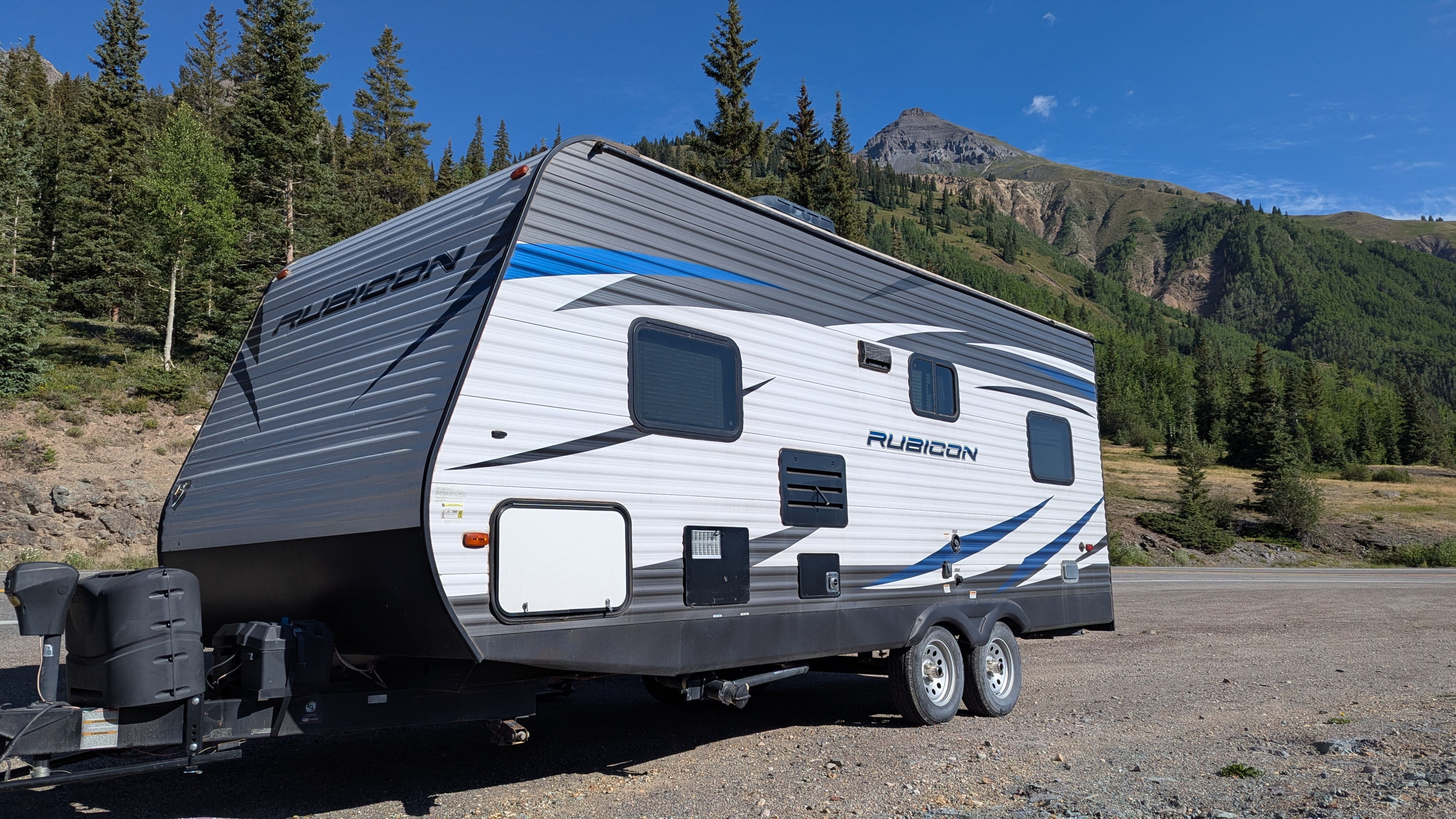 20' Toy Hauler - Adventure Awaits