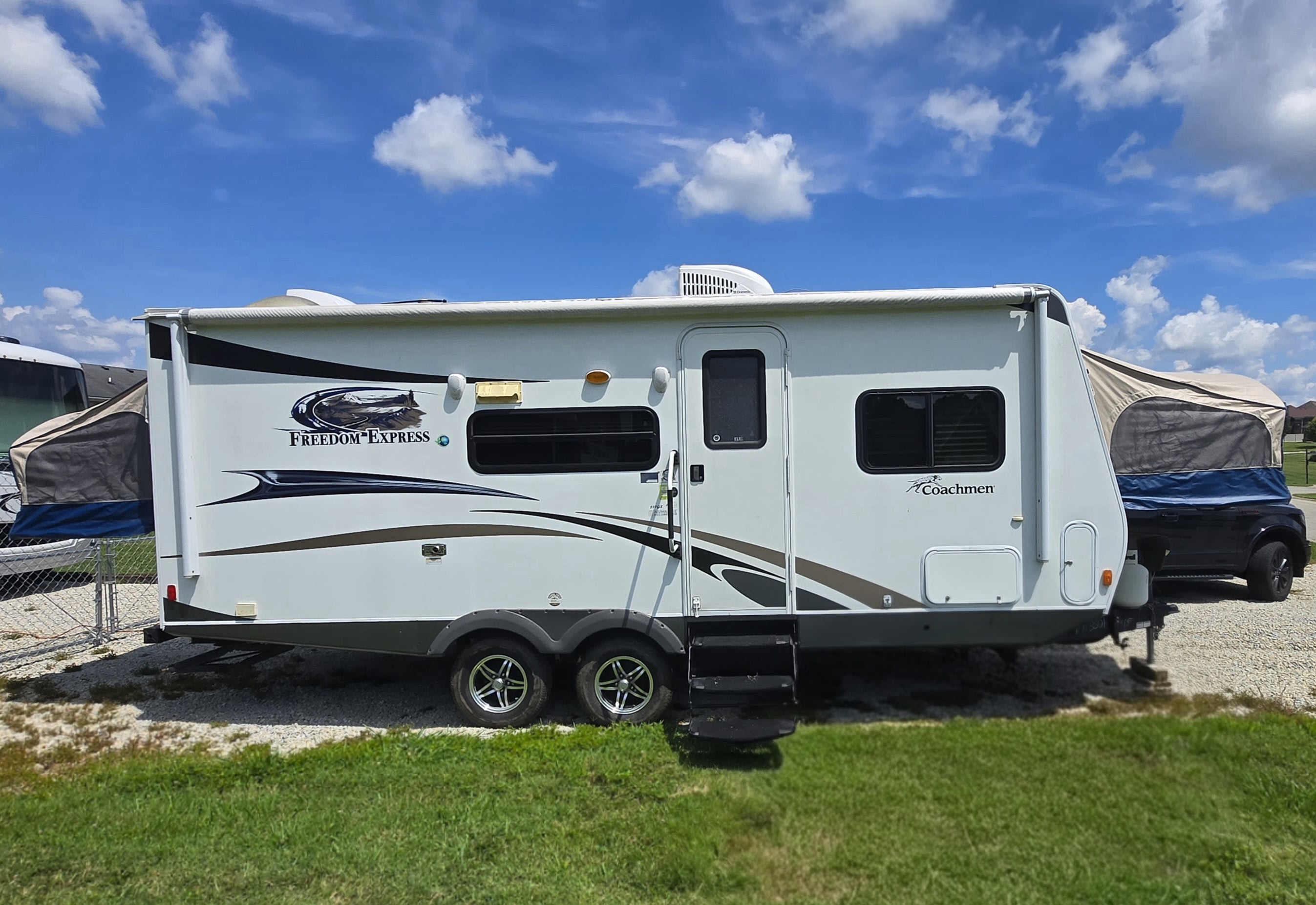 Coachmen-Freedom Express LTZ