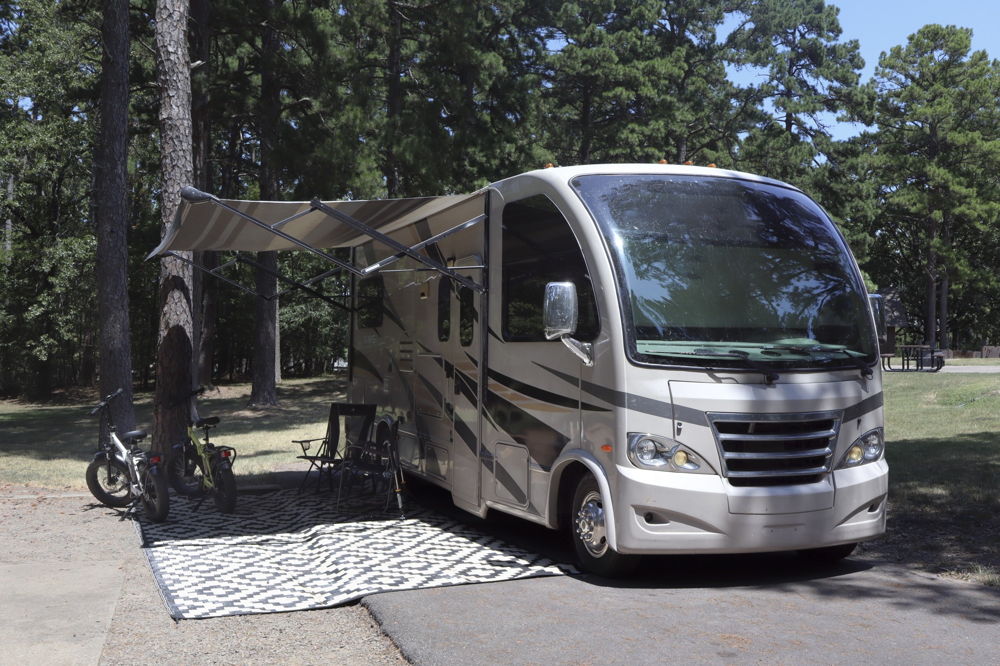 2015 Class A Thor Axis 24.1
