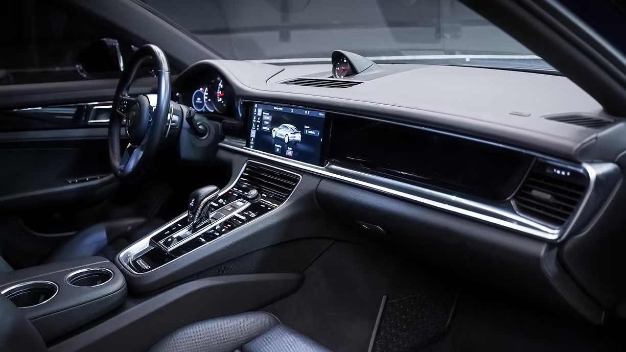 2020 Porsche Panamera