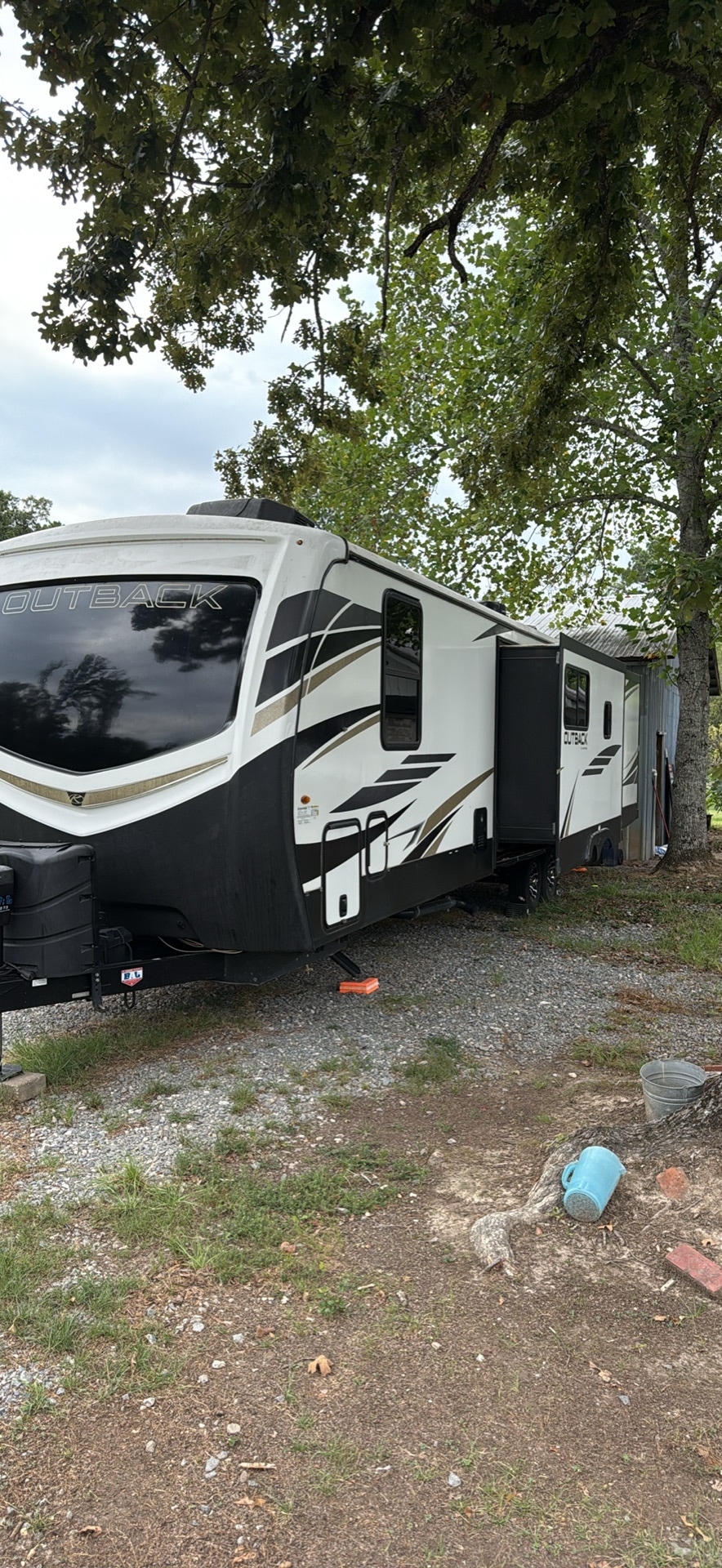 Family Adventure Outback – Sleeps 8-10 with Upgrades