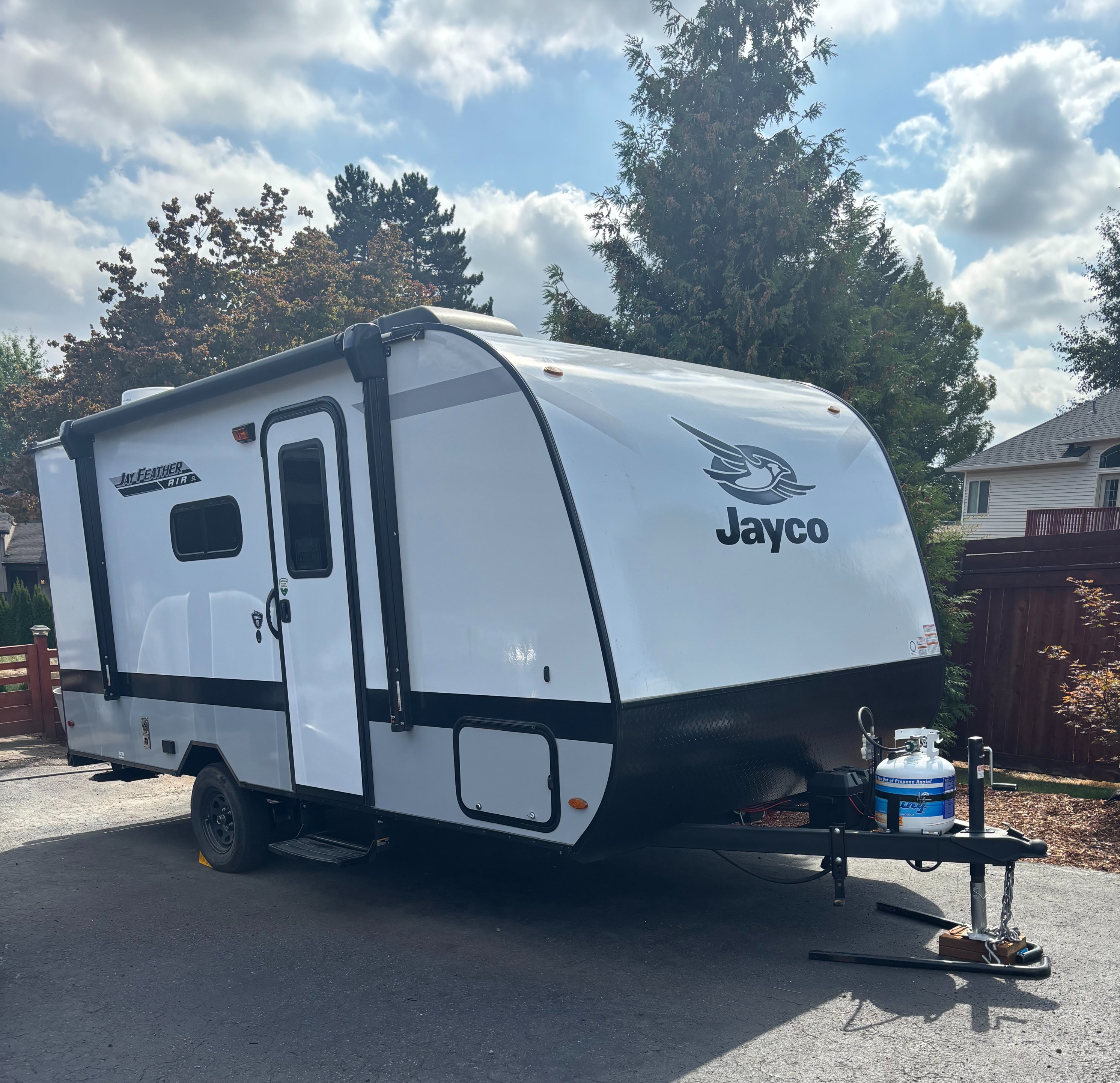 Brand New 2025 Jayco Jay Feather Air! Fun, Easy and Full of Adventure!