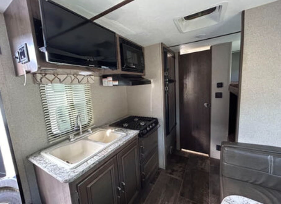 21' Keystone Passport