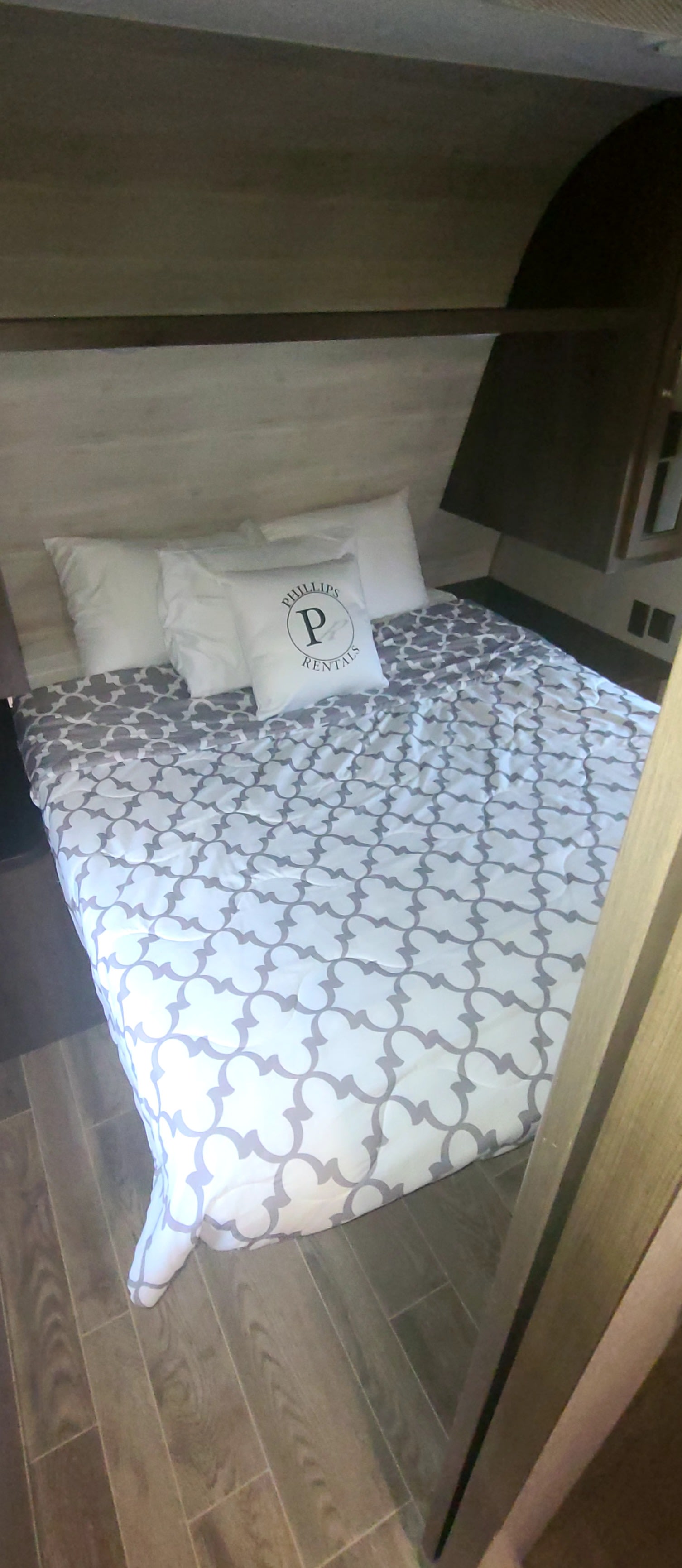 Travel trailer RV Rental 