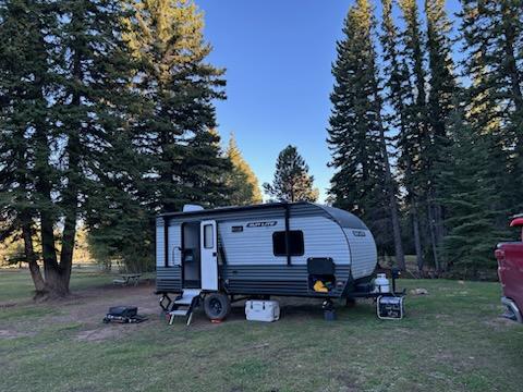 Tow 19RB Lucinda with an SUV!  Fully-stocked,  ready for offgrid!