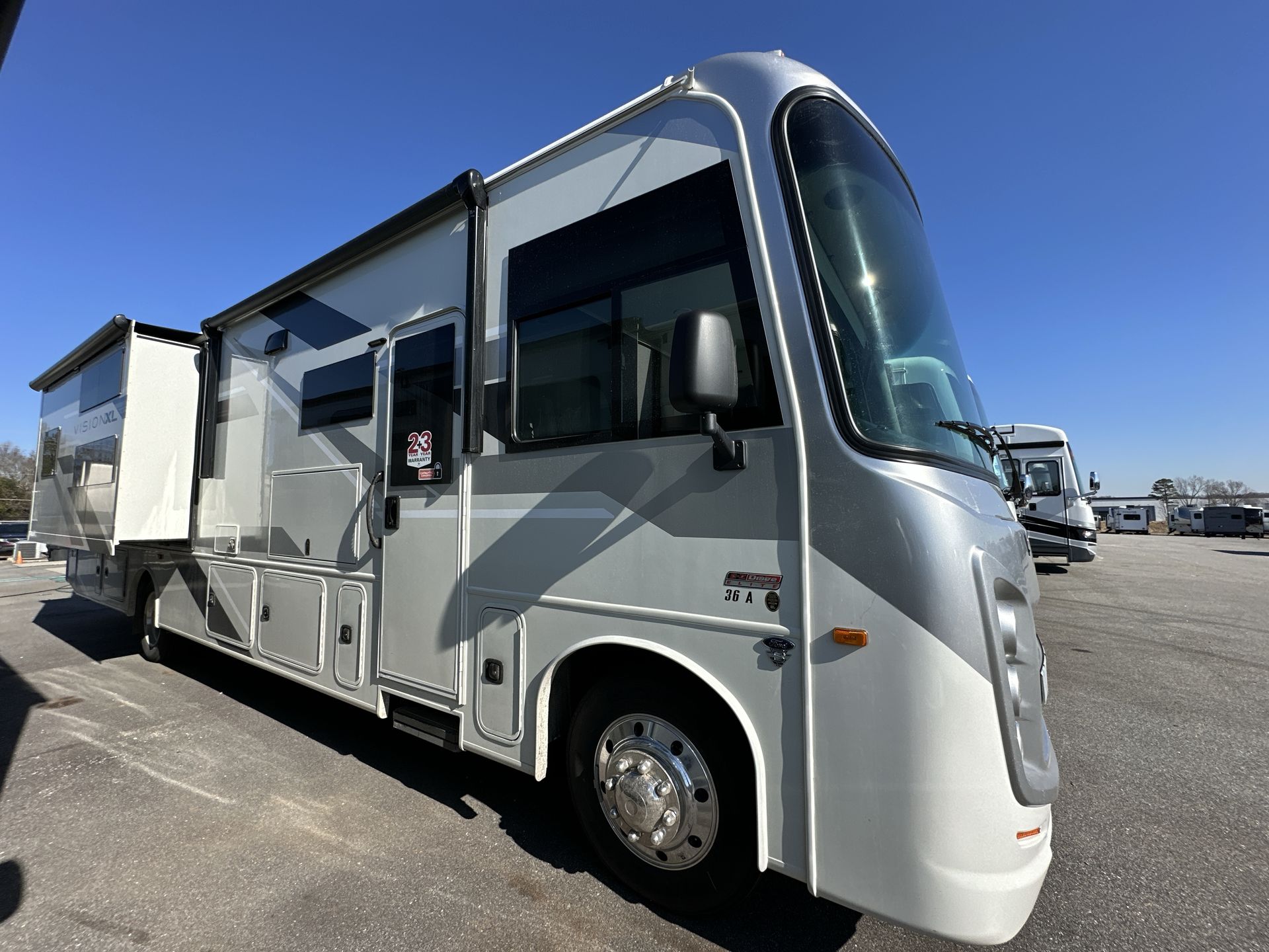 2025 Entegra Vision XL. Located in Long Island NY - 2 full baths. sleeps 10