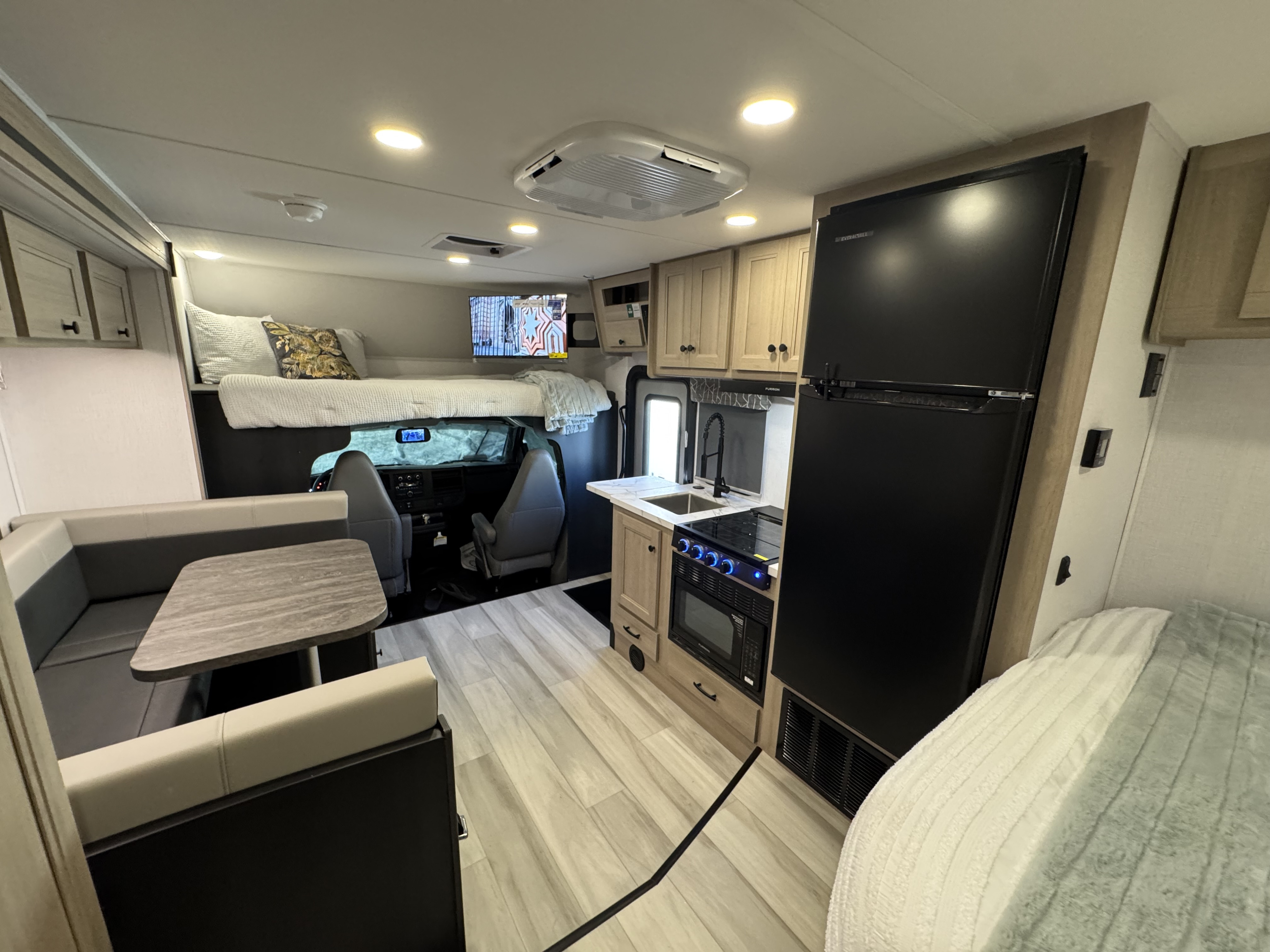 Brand New 2026 Motorhome | Easy Drive | Sleeps 6 | Immaculate