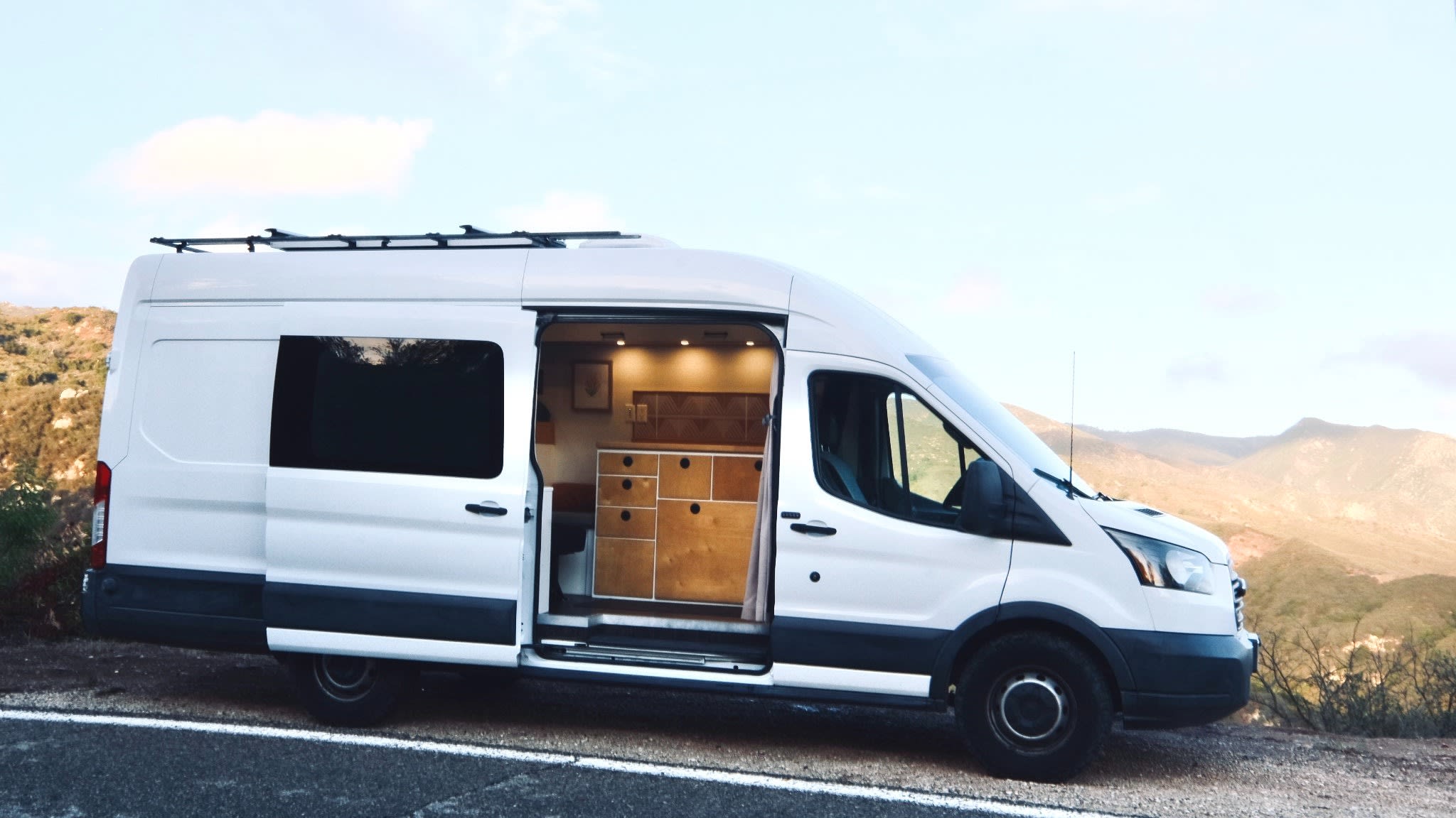 Camper Van - High Roof Extended 2016 Ford Transit