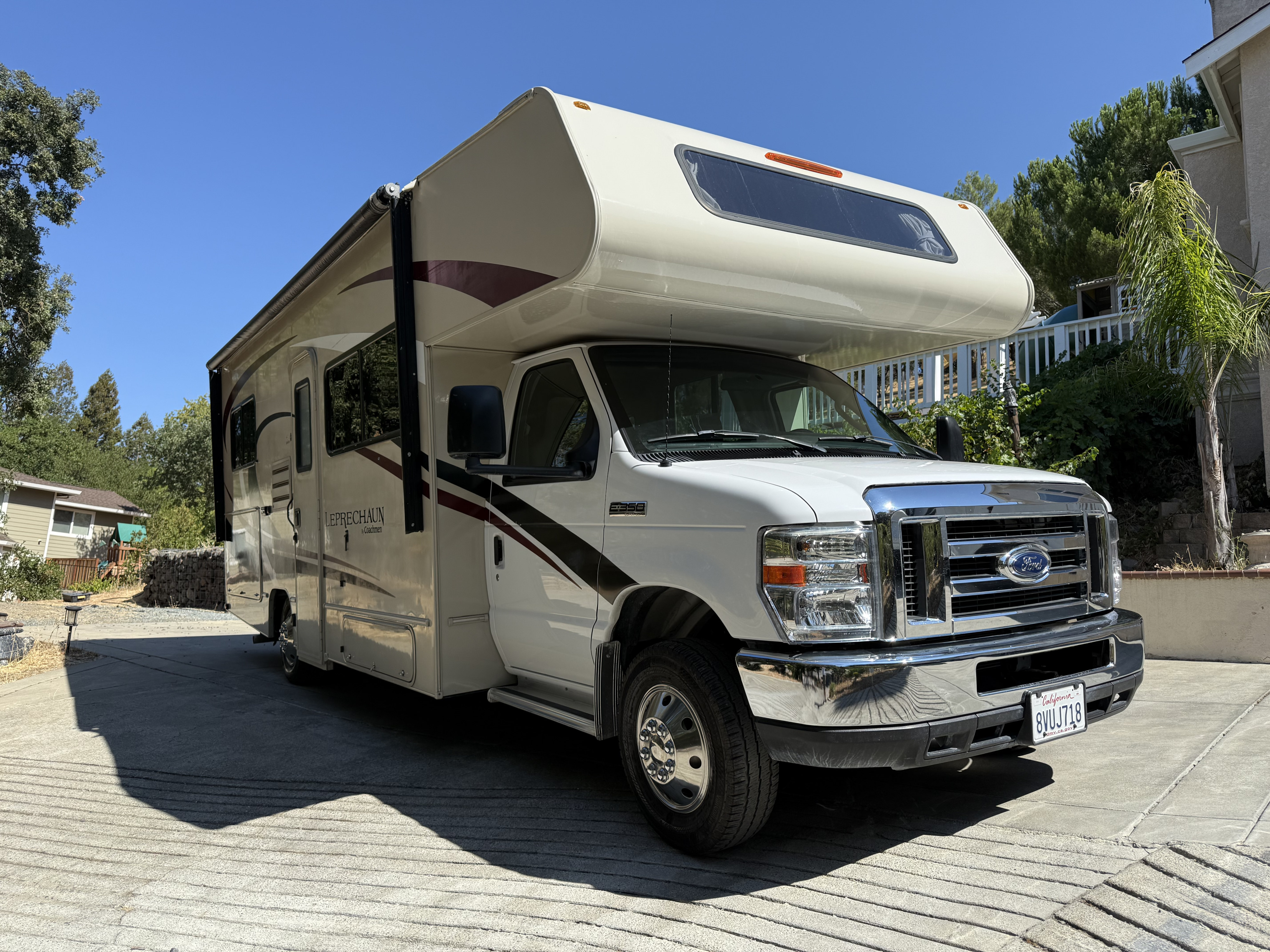 2020 Coachmen Leprechaun (25ft)