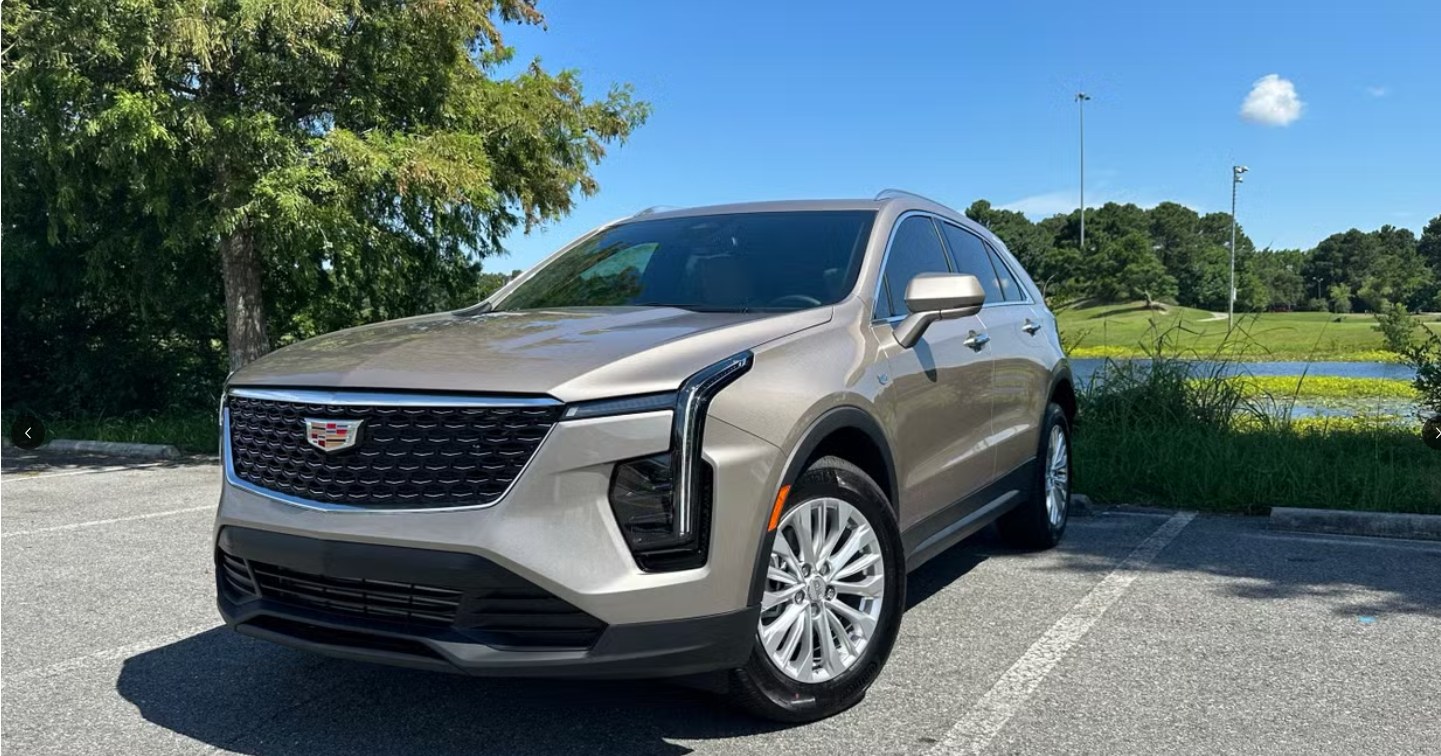 2024 Cadillac XT4