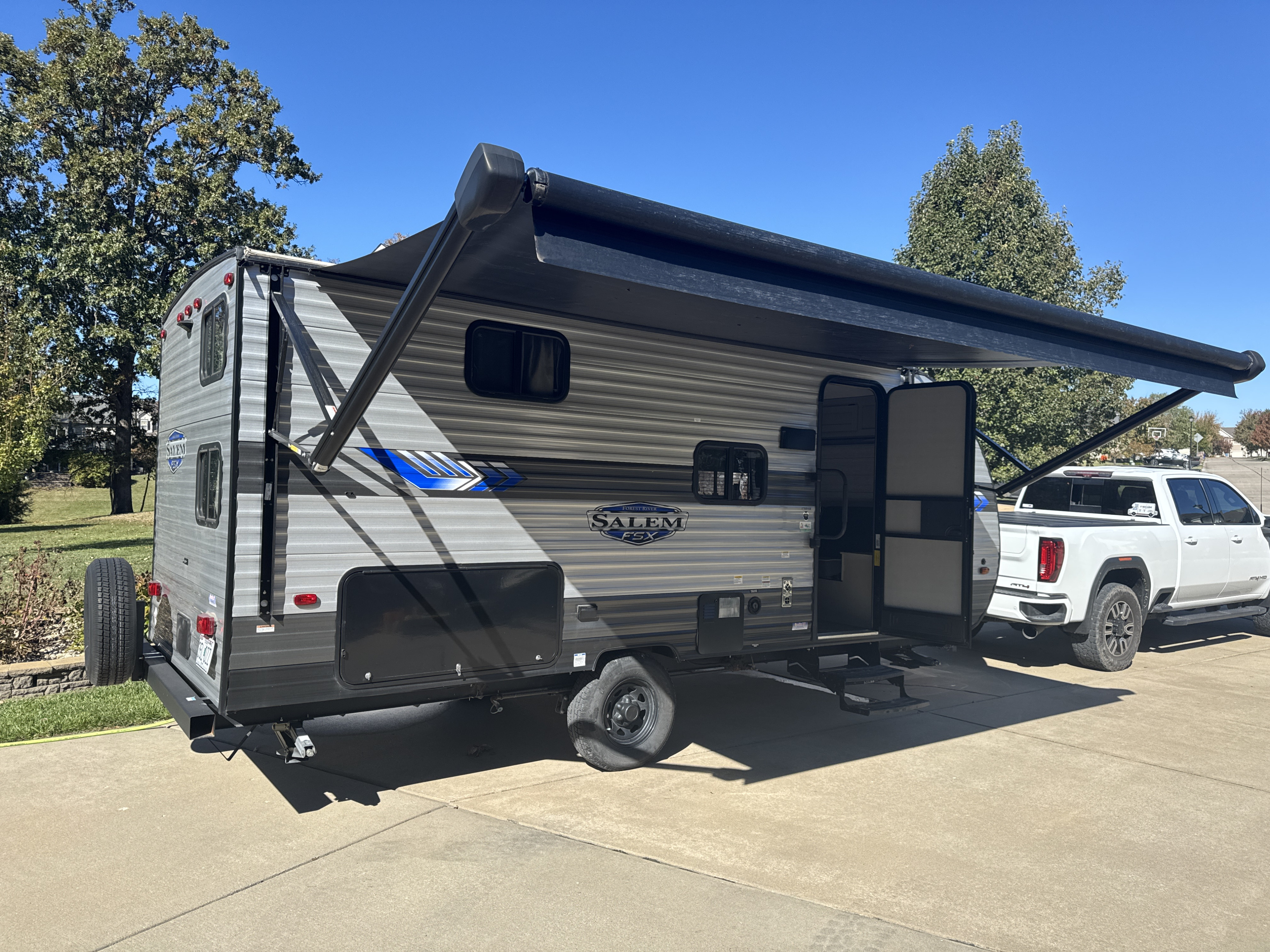 The Trailhead - Lightweight Adventure Camper