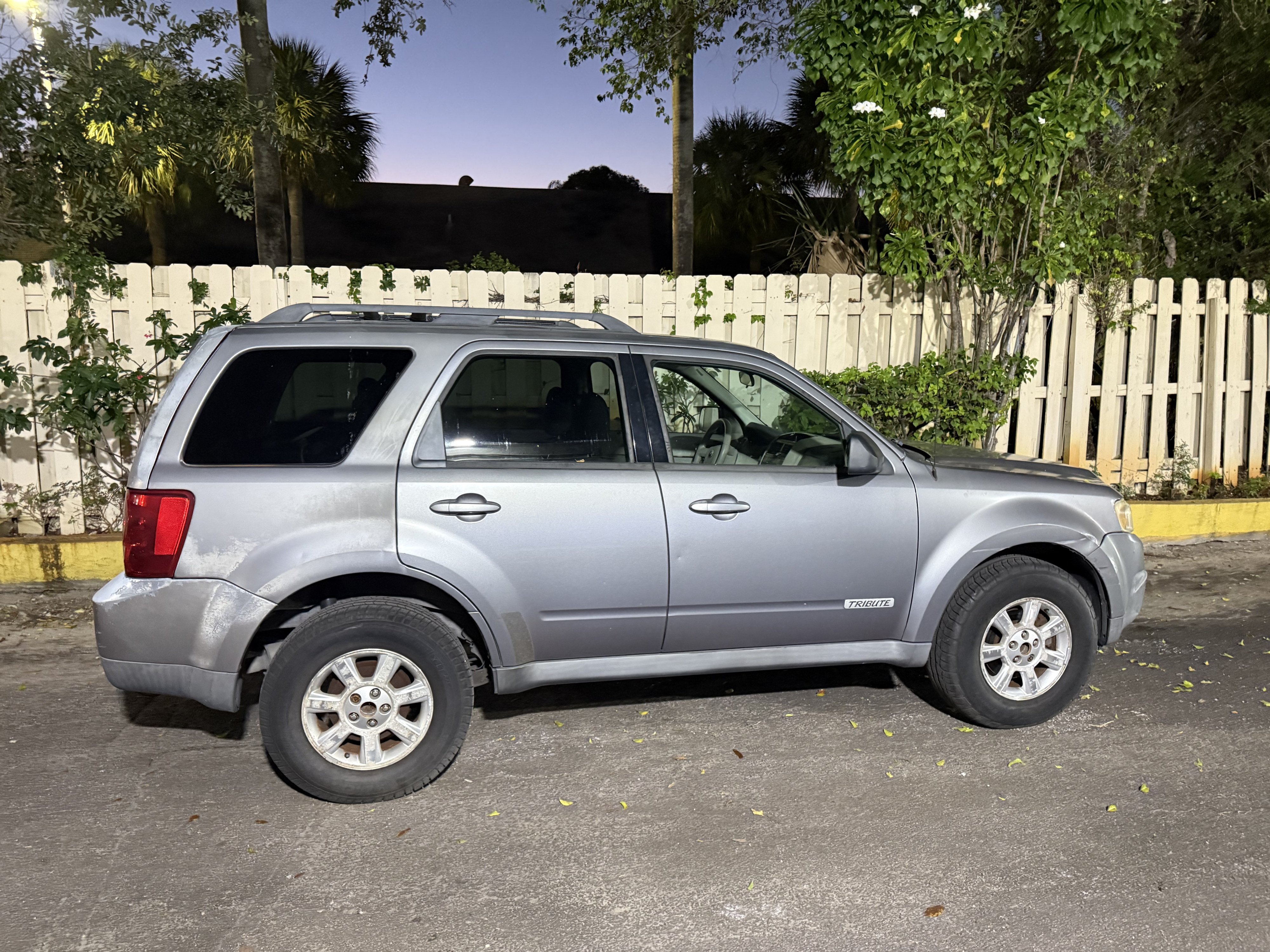 2008 Mazda tribute