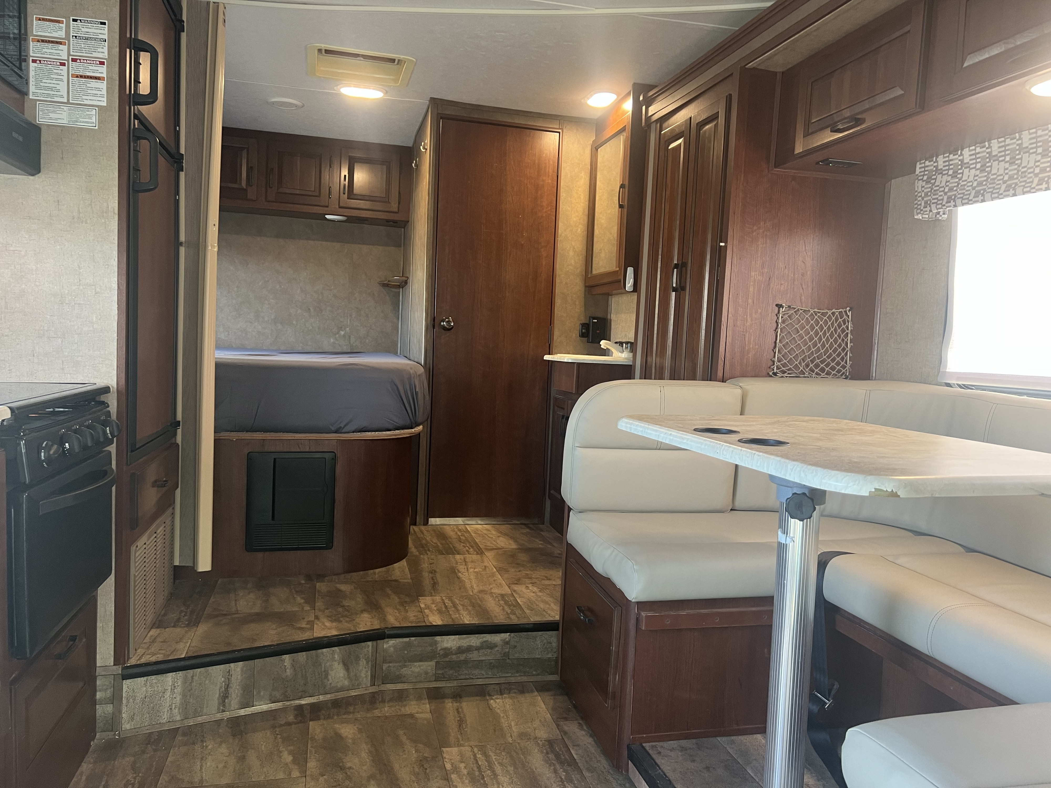 2017 Forest River Sunseeker View 8 - Calgary RV Rental Details