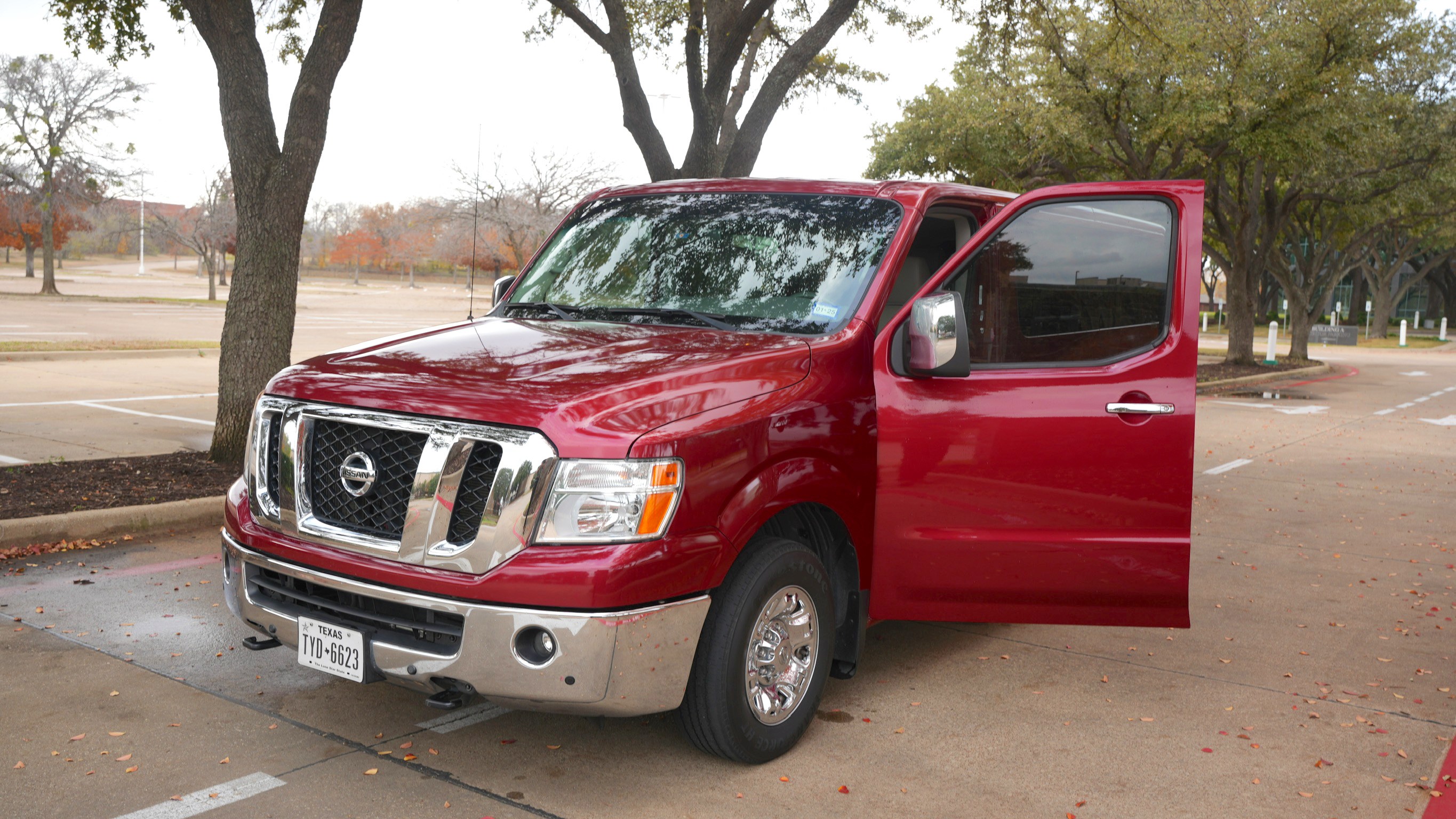 2020 Nissan NV3500 HD Passenger