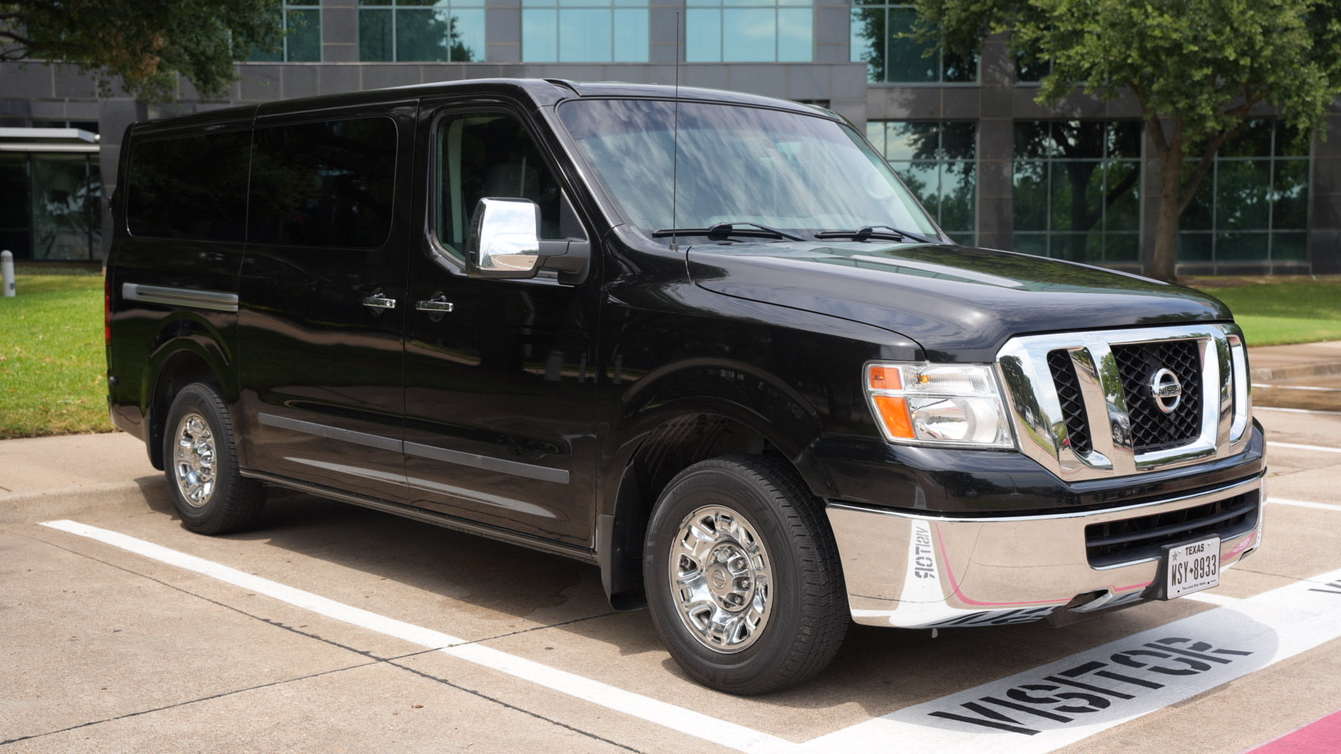 2017 Nissan NV3500 HD Passenger