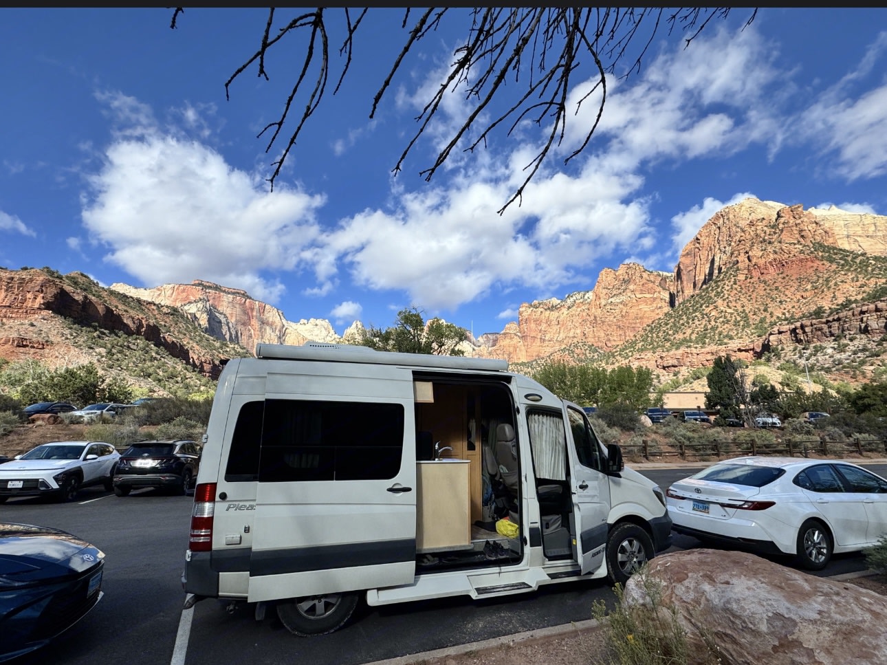 “NEW LISTING” Pleasure way classB
